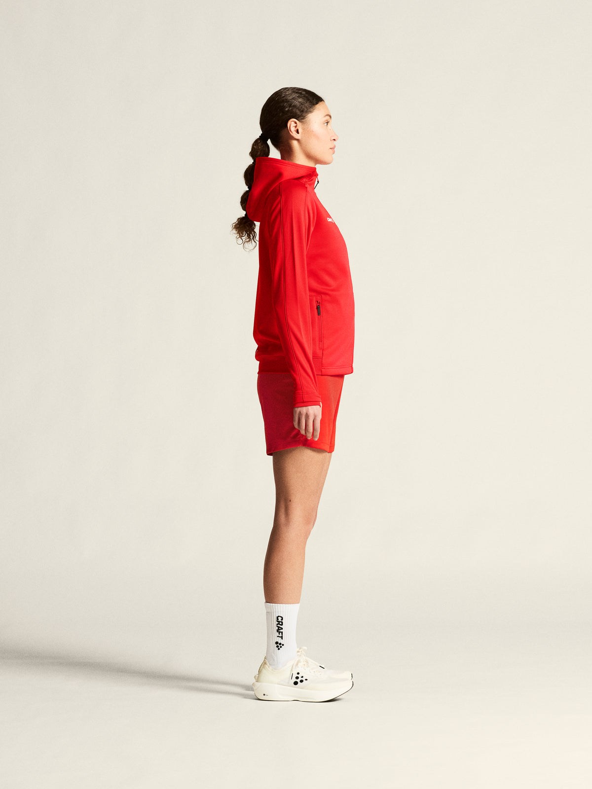 Craft Evolve 2.0 Brushed Hood Jacket Damen in Rot, Detailansicht
