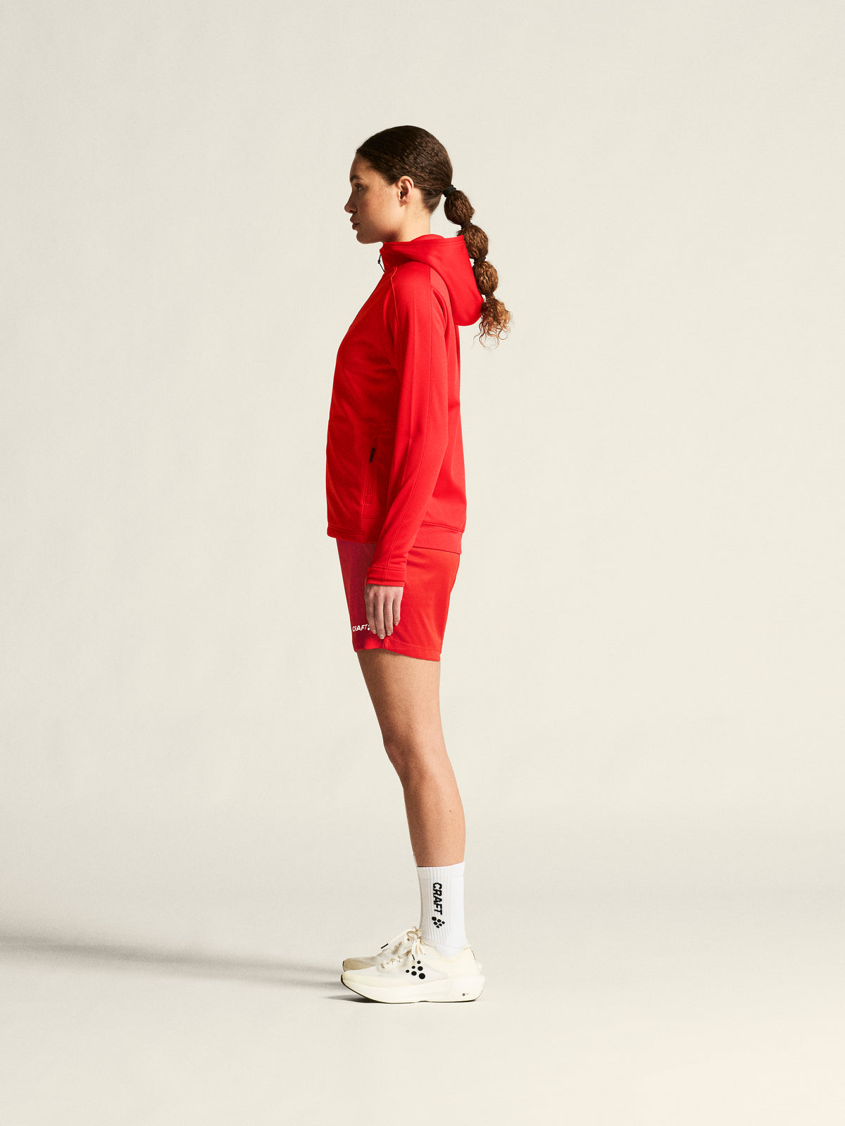 Craft Evolve 2.0 Brushed Hood Jacket Damen in Rot, Detailansicht