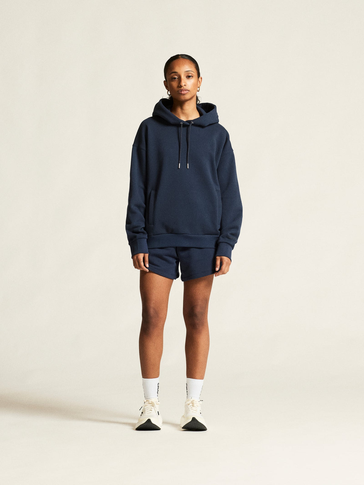 Craft Frequent Hoodie Damen in Dunkelblau, Detailansicht