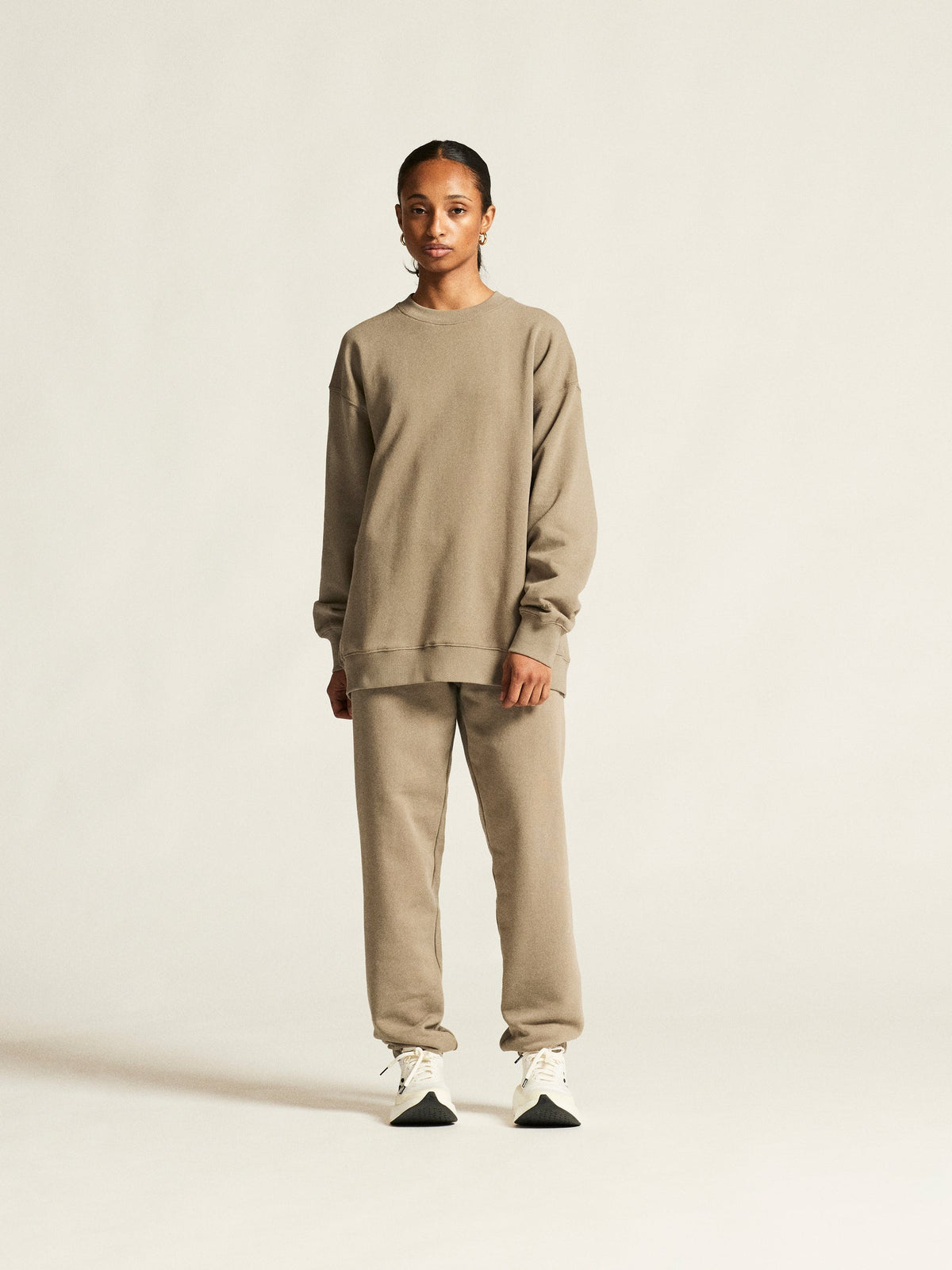 Craft Frequent Sweatpants Damen in Beige, Detailansicht