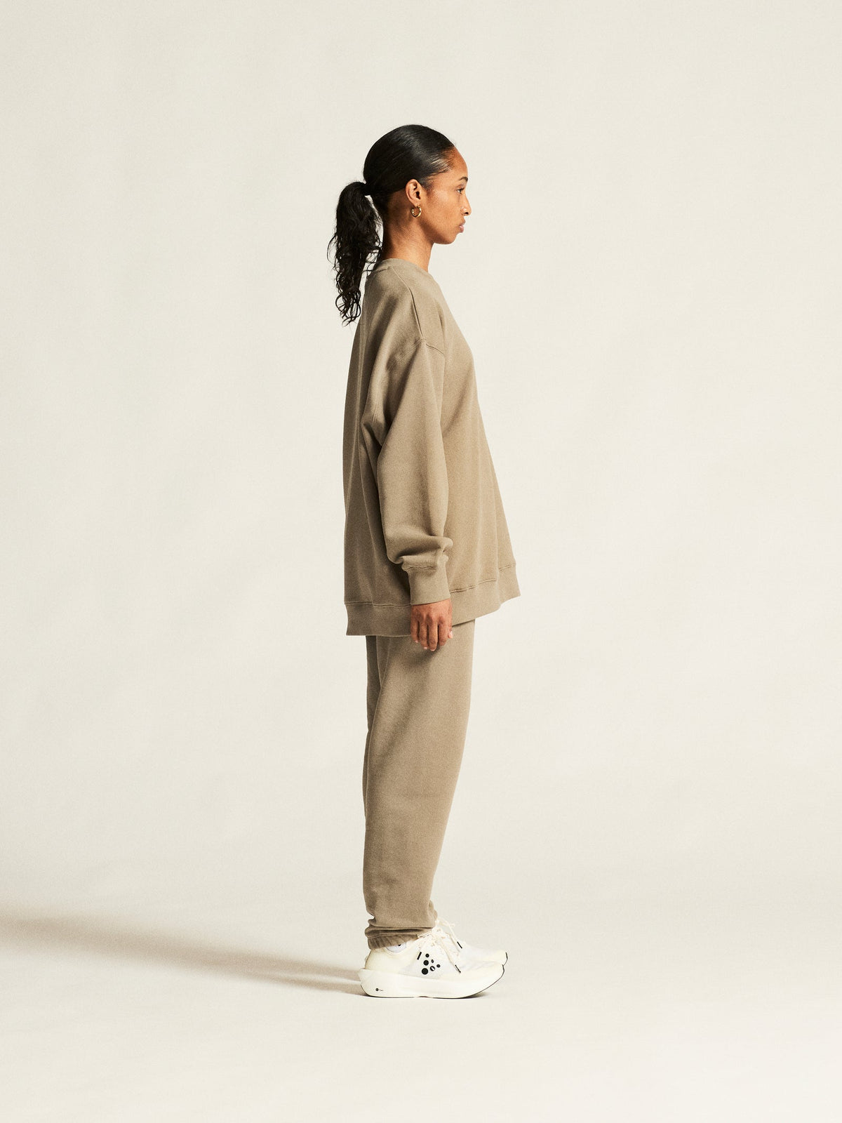 Craft Frequent Sweatpants Damen in Beige, Detailansicht