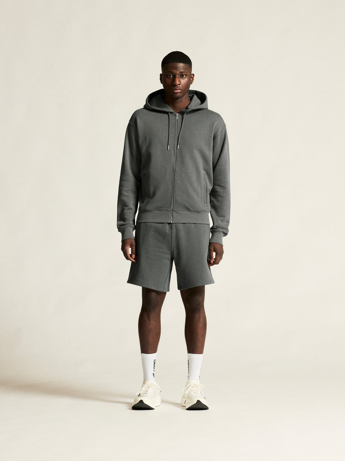 Craft Frequent FZ Hoodie Herren in Grau, Detailansicht