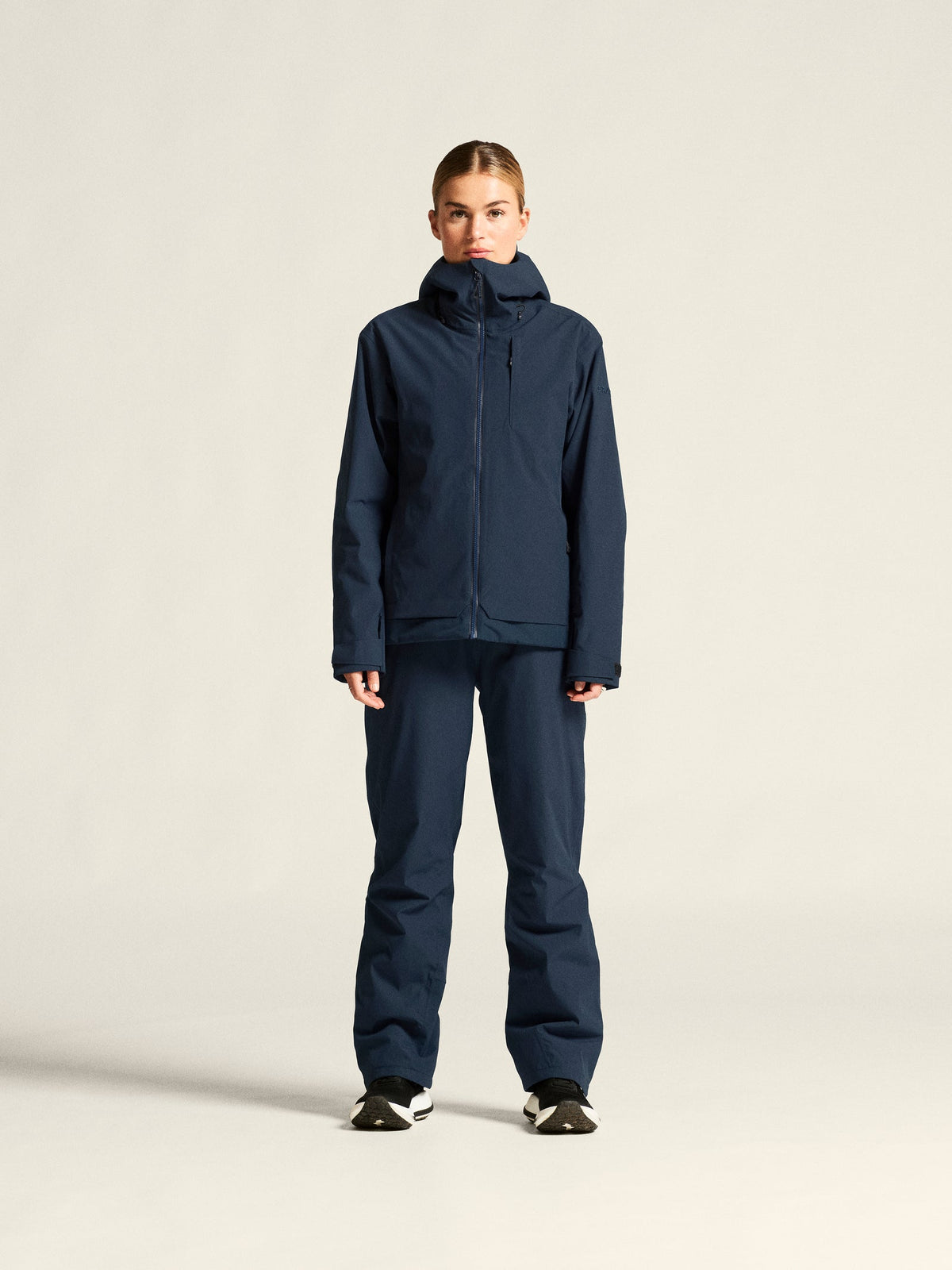 Craft Explore Padded Pants Damen in Dunkelblau, Detailansicht