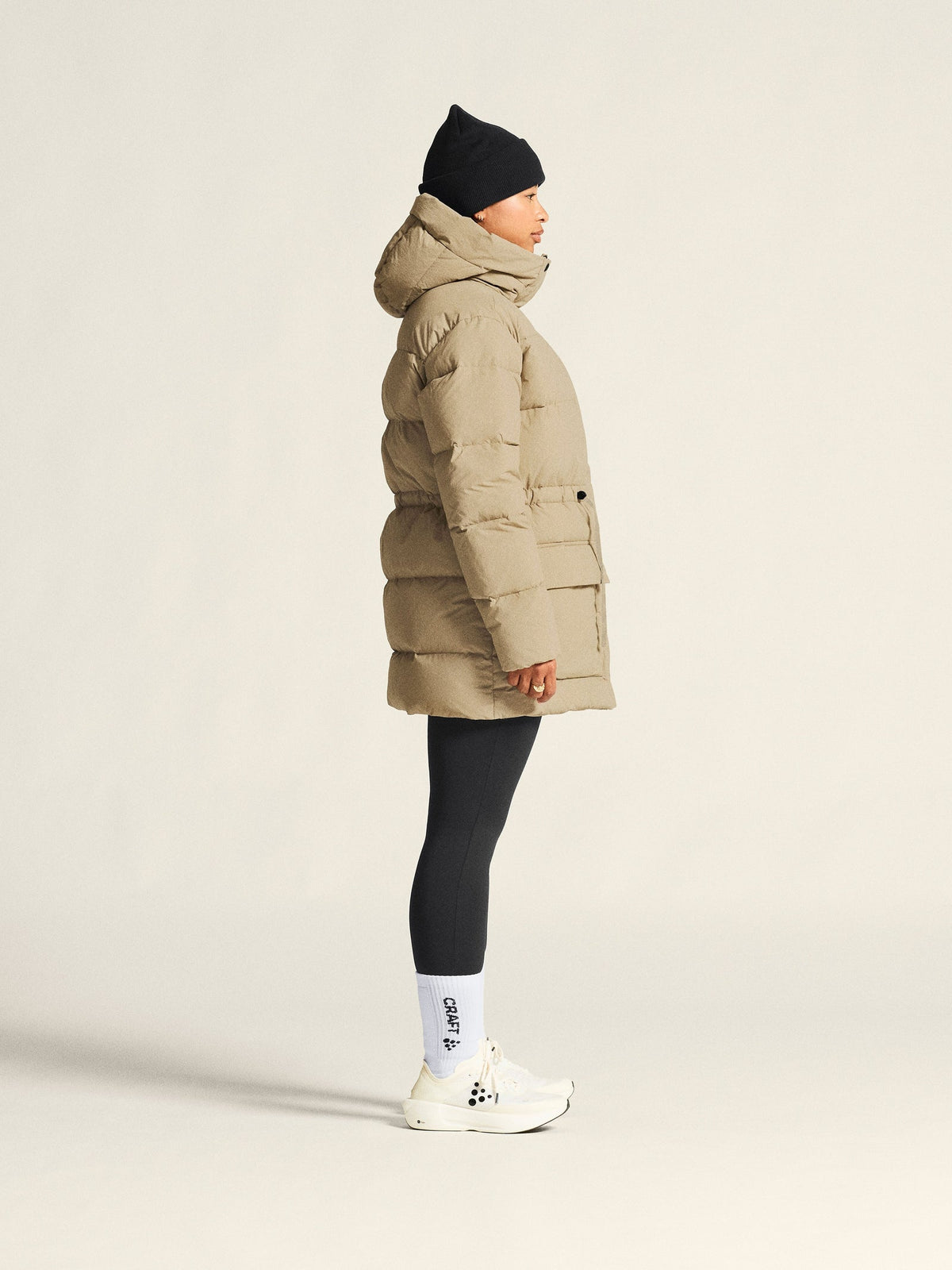 Craft Urban Down Puffer Jkt Damen in Beige, Detailansicht