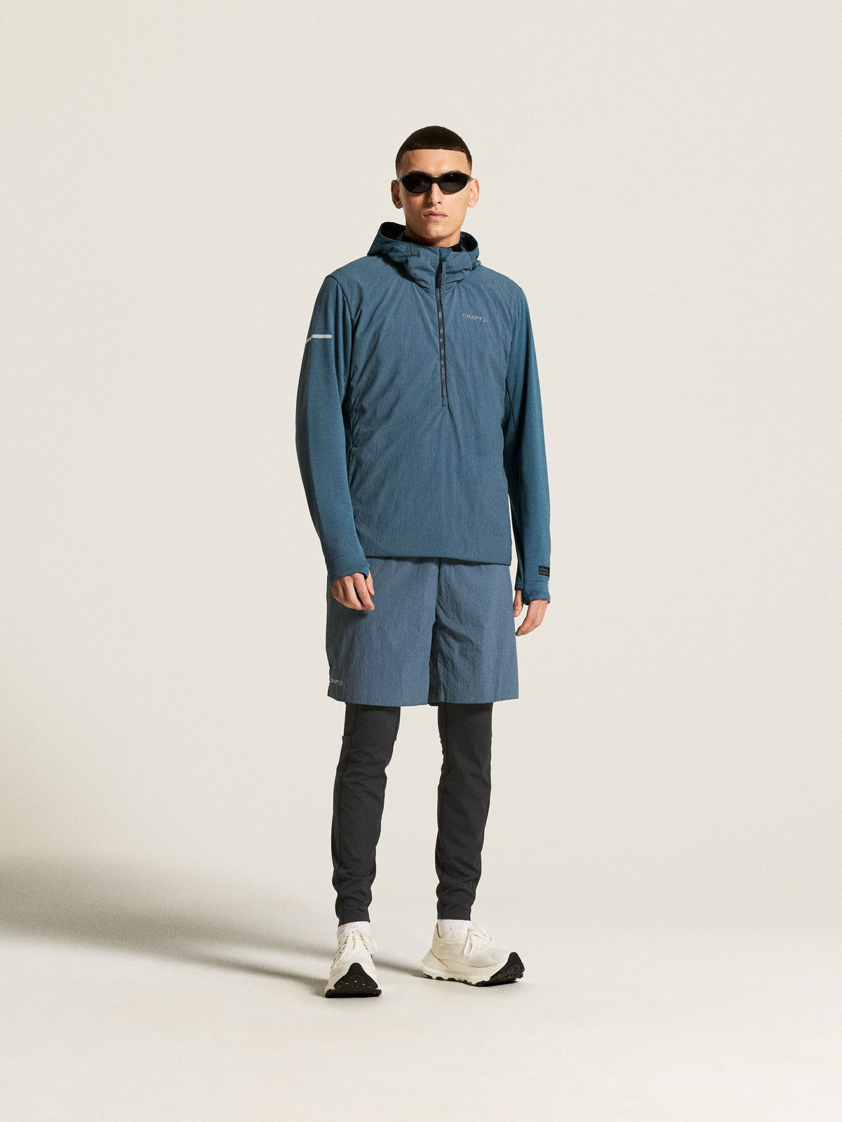 Craft SubZ Light Hood Sweater Herren in Taubenblau, Detailansicht