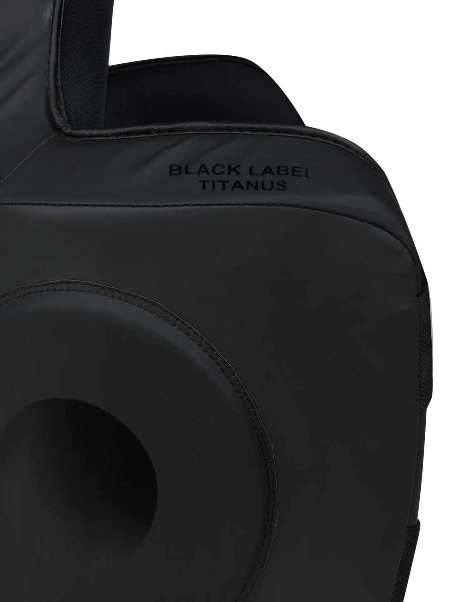 Benlee - Black Label Titanus