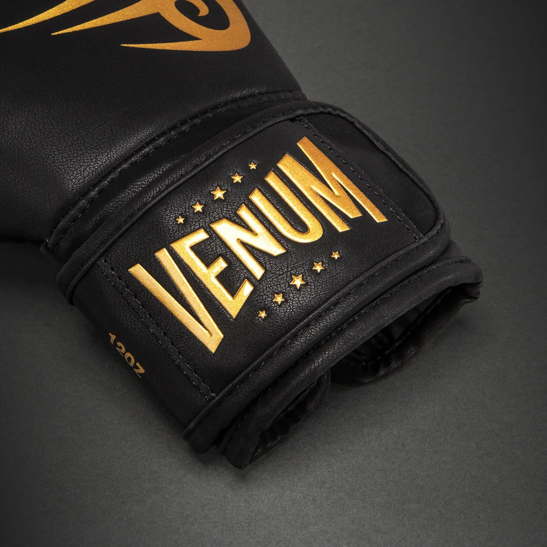 Venum x Mike Tyson Replica Boxhandschuhe, Detailansicht