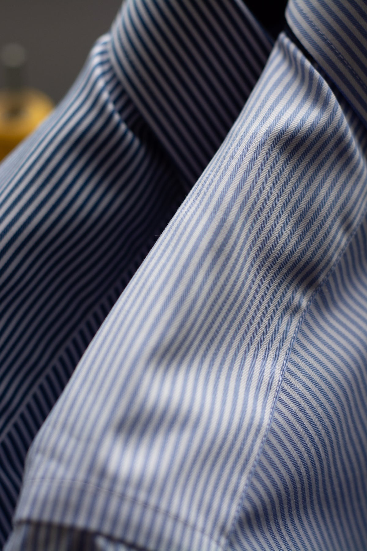 J.Harvest & Frost YB50 Twill Regular Hellblau gestreift, Produktansicht