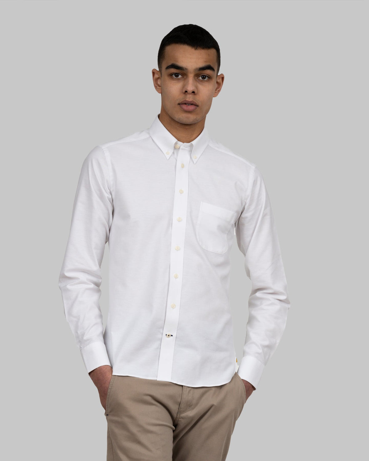 J.Harvest & Frost YB54 Oxford Slim Weiss, Produktansicht