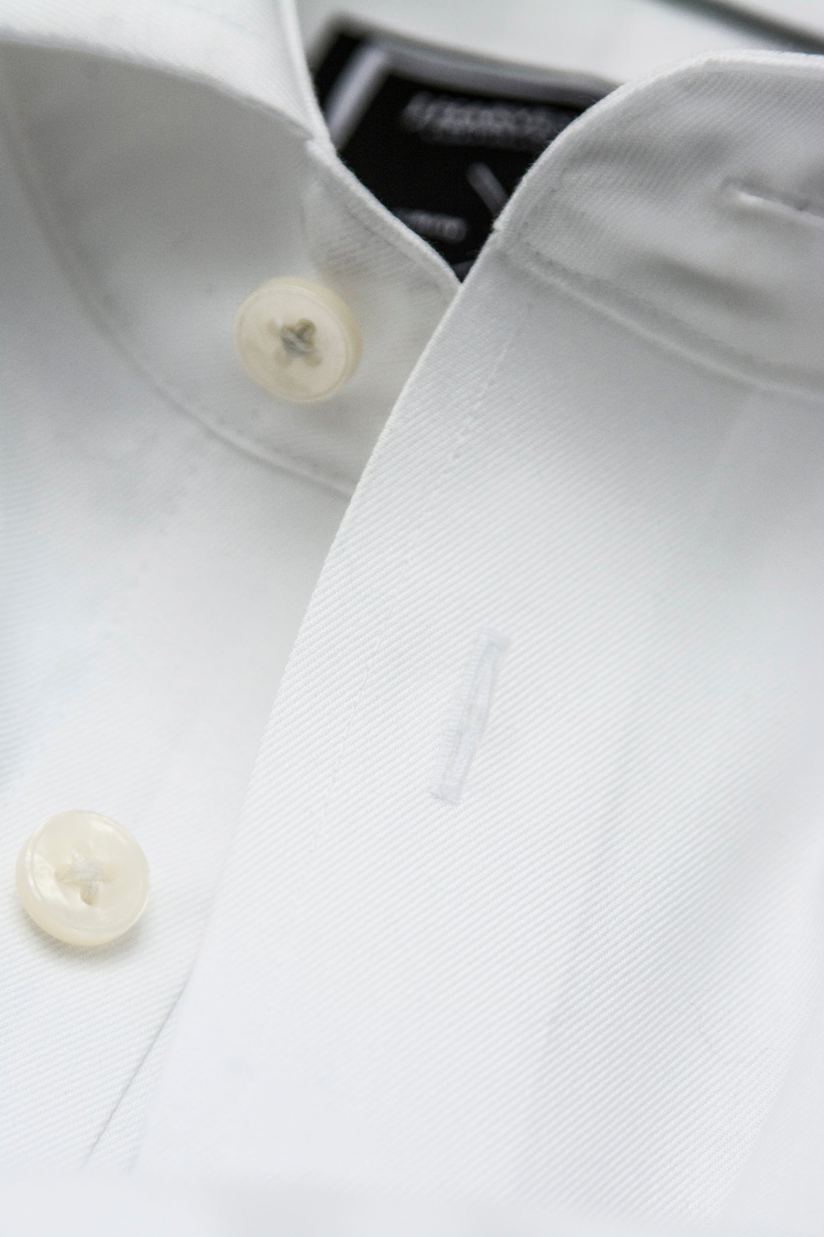 J.Harvest & Frost BB60 Twill Regular Weiss, Produktansicht