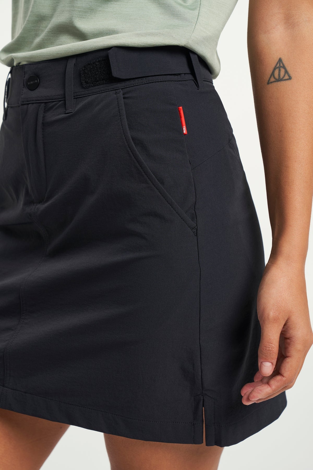 Tenson TXlite Skort Women Schwarz, Produktansicht