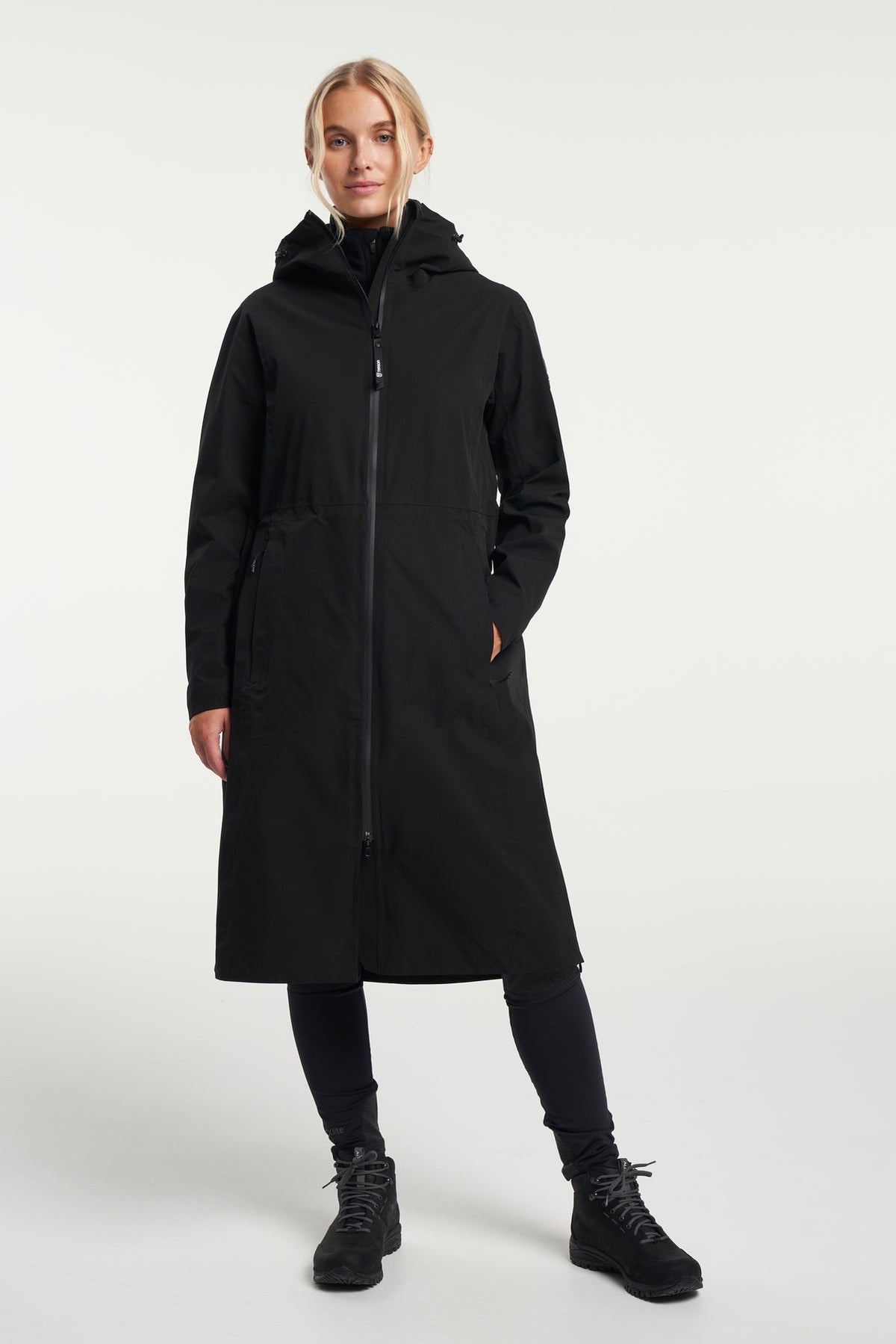 Tenson Maxi Parka Women Schwarz, Produktansicht