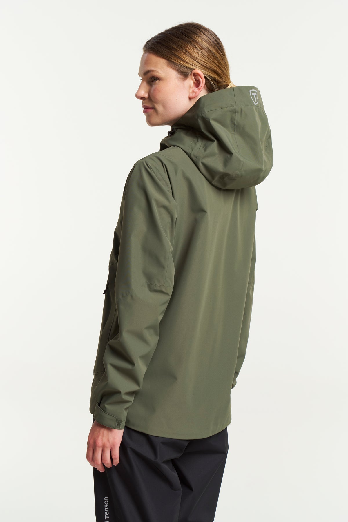 Tenson Winga Rain Jacket Women Dunkelolivgrün, Rückansicht