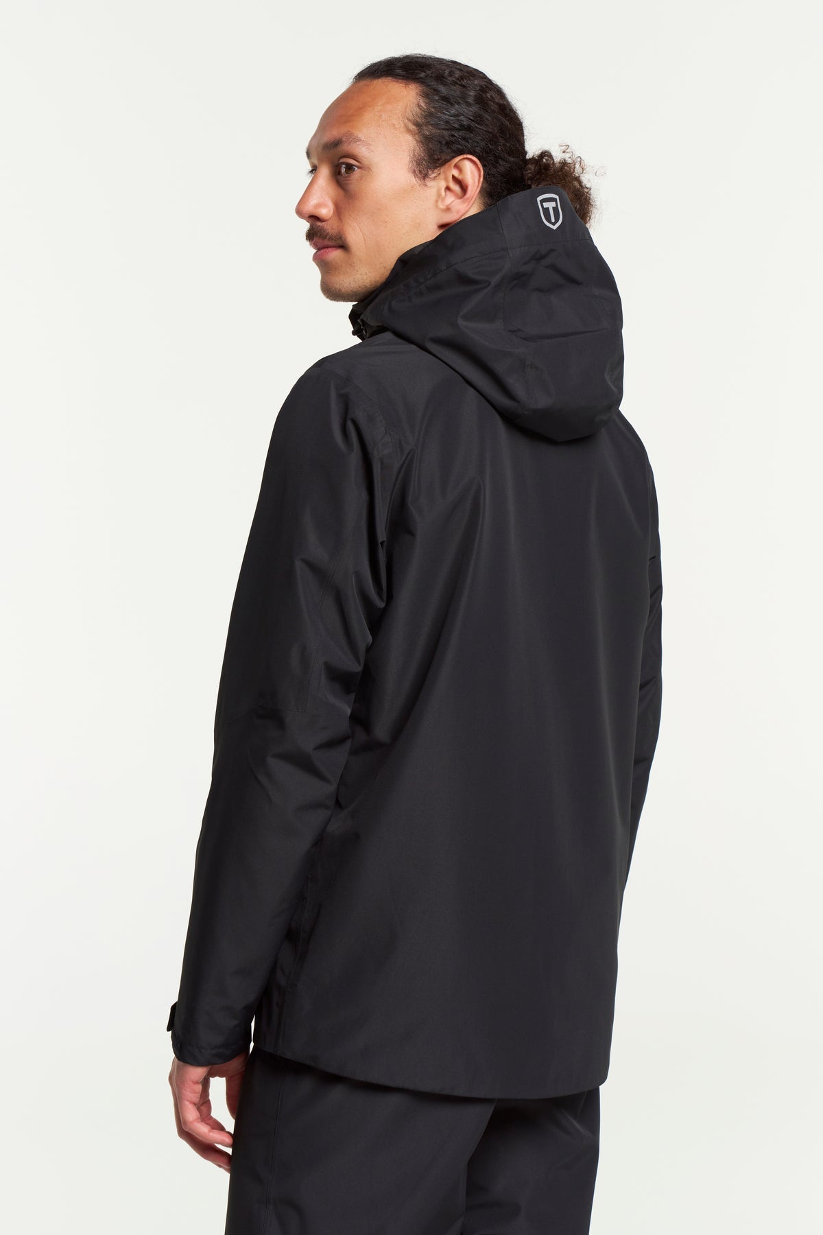 Tenson Winga Rain Jacket Men Schwarz, Rückansicht