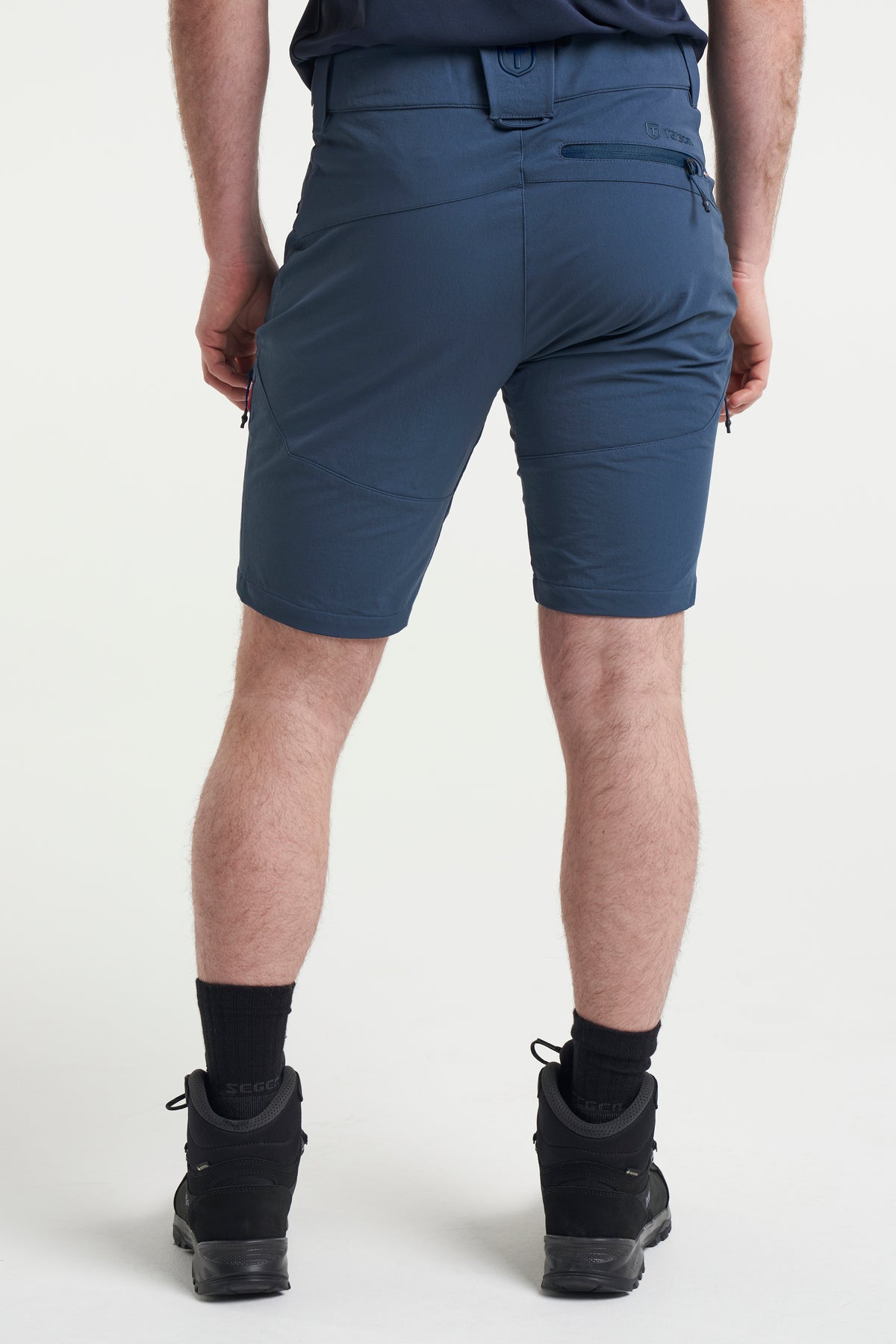 Tenson TXlite Flex Shorts Men Dunkelblau, Produktansicht