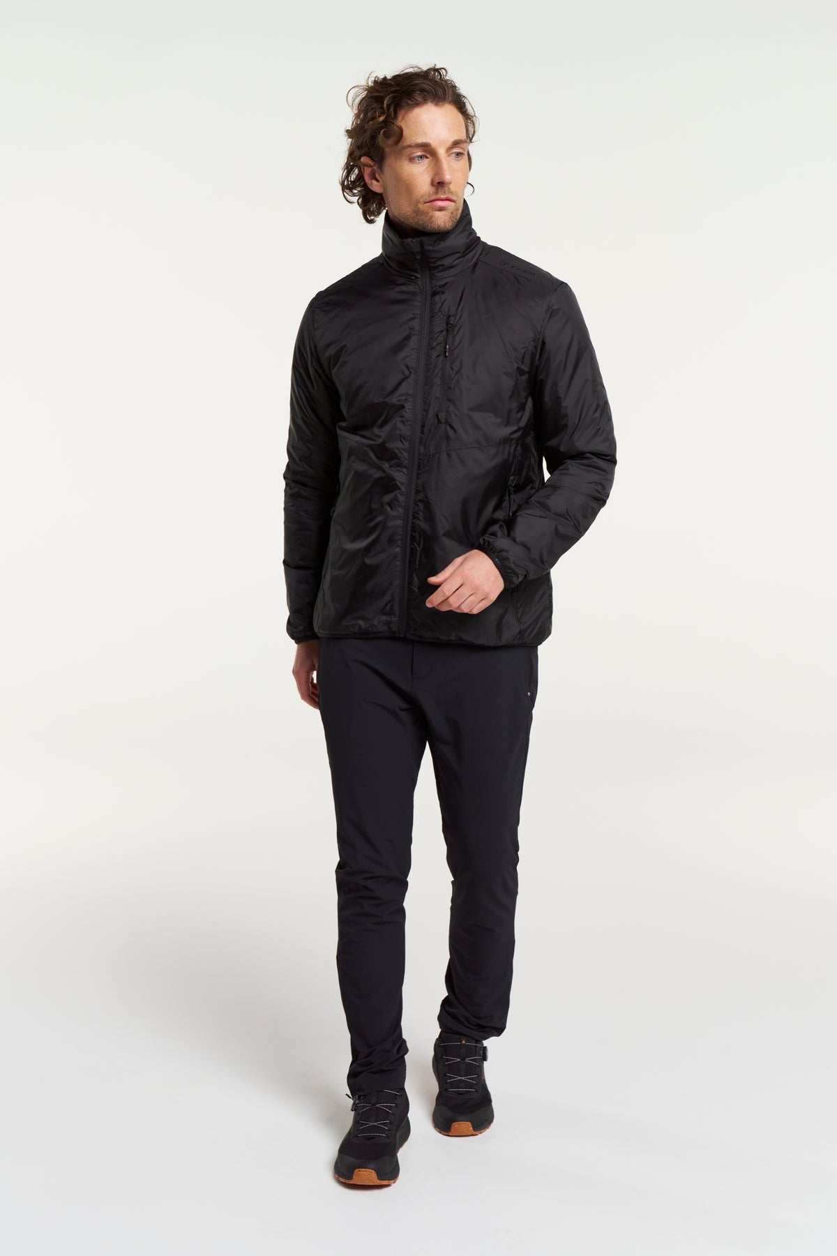 Tenson TXlite Core Puffer Jacket Men Schwarz, Produktansicht