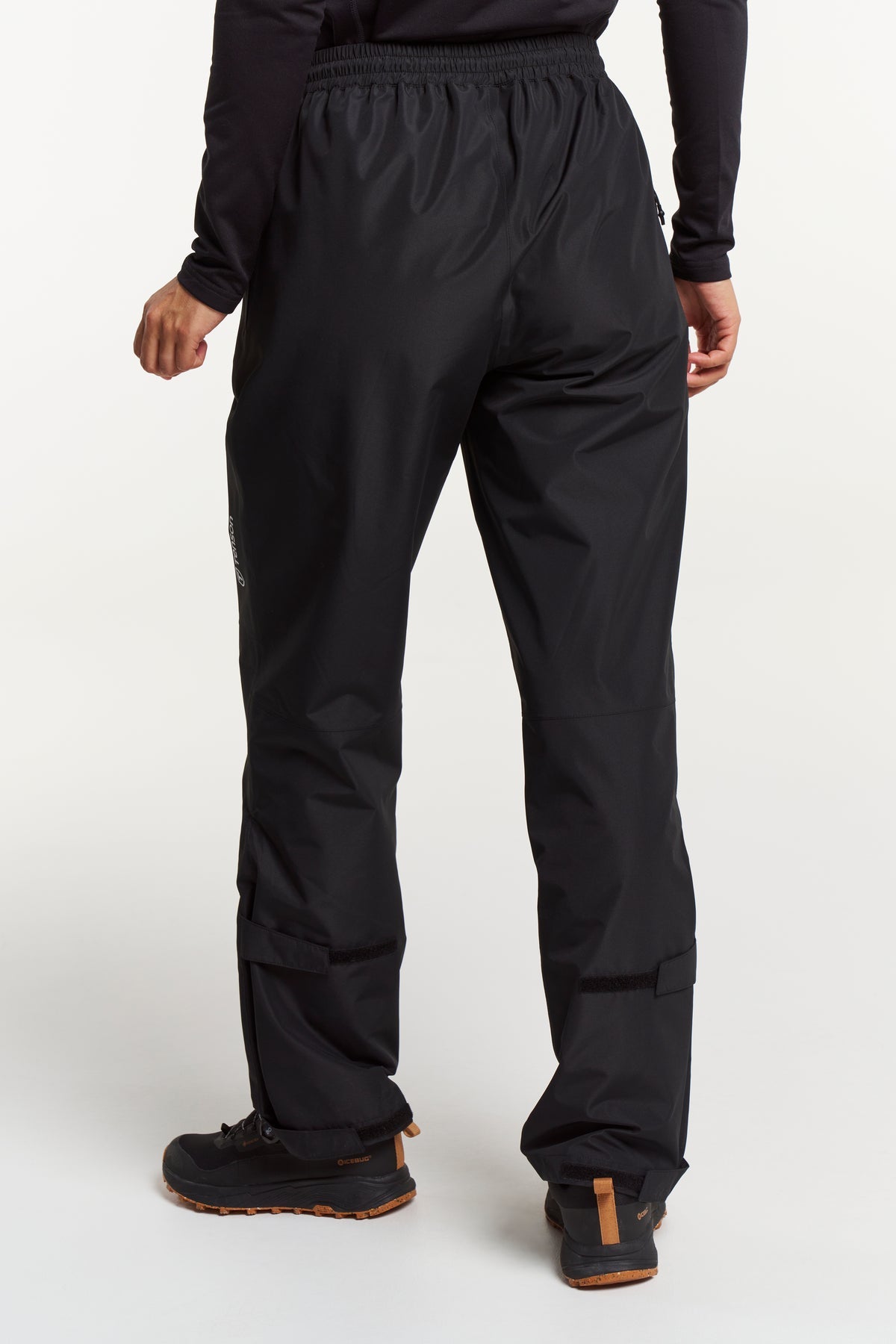 Tenson Winga Rain Pants Women Schwarz, Rückansicht