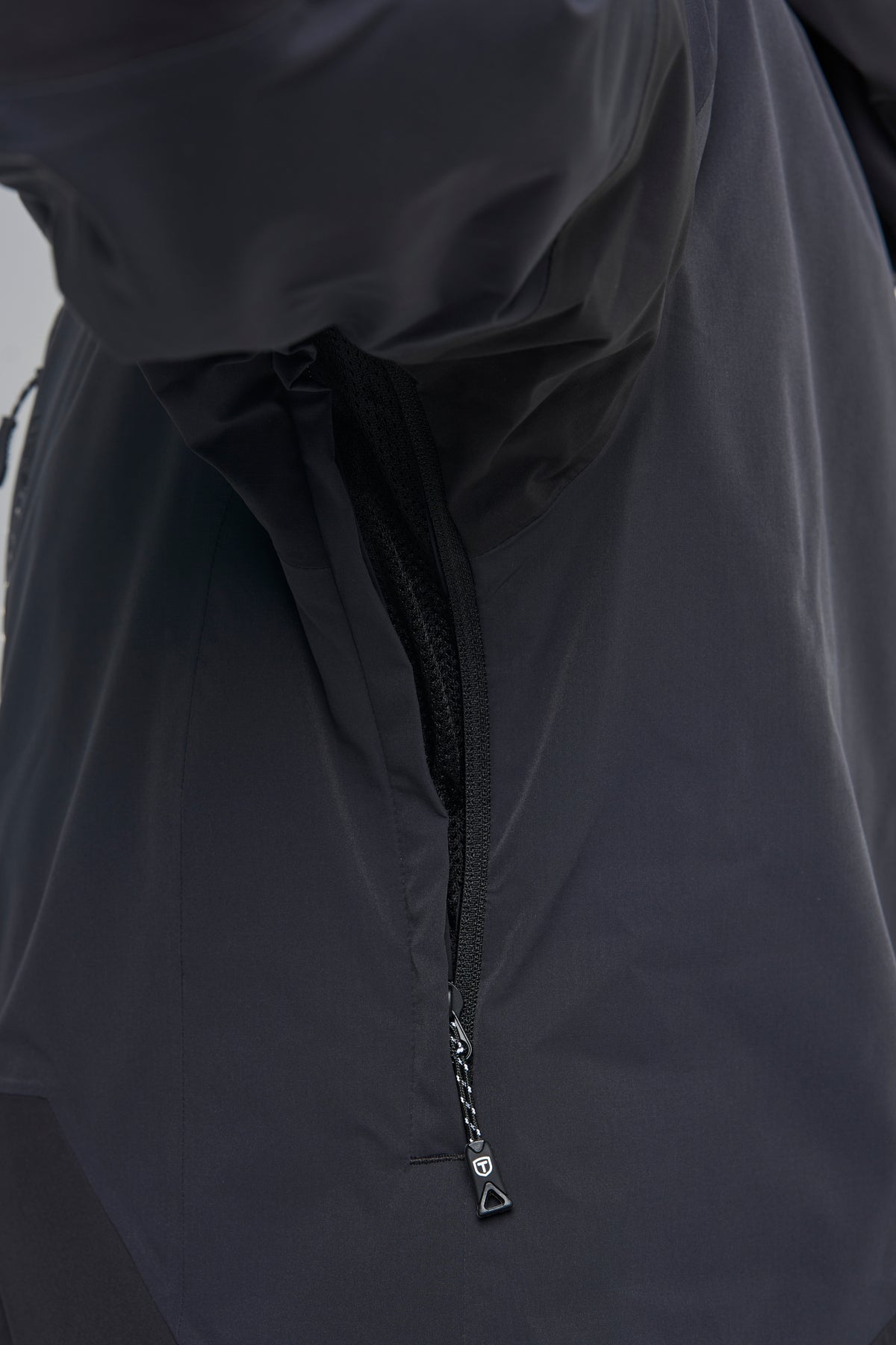 Tenson Aero XX Ski Jacket Women Anthrazit, Produktansicht