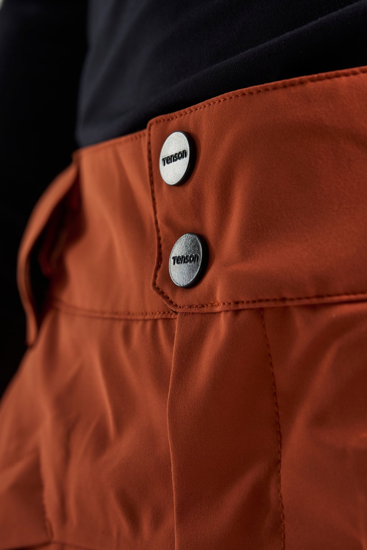 Tenson Niseko Ski Pants Men Dunkelorange, Produktansicht