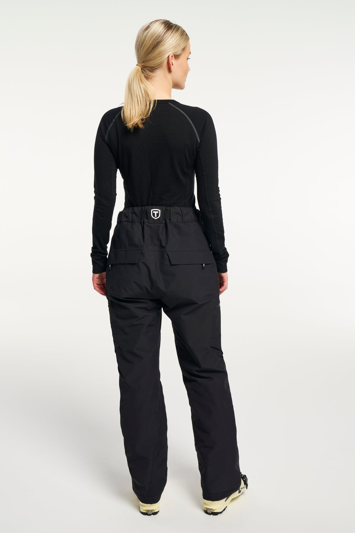 Tenson Aeron Ski Pants Women Schwarz, Produktansicht