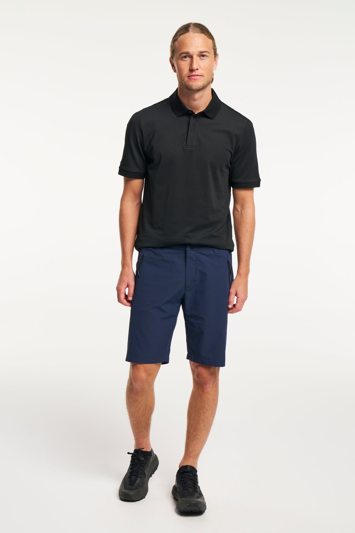 Tenson TXlite Stretch Shorts Men Dunkelmarineblau, Produktansicht