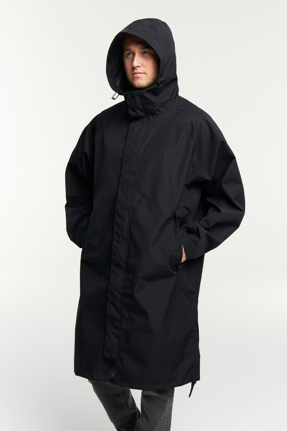 Tenson Drizzle Parka Unisex Schwarz, Produktansicht