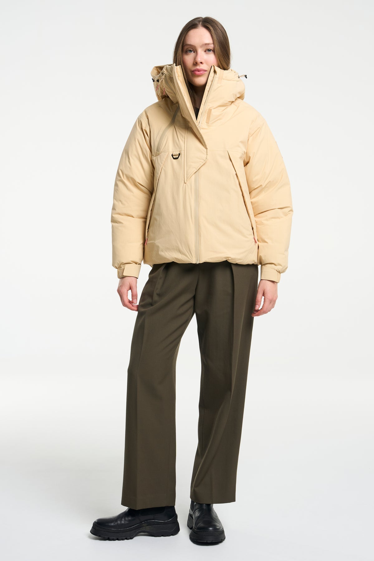 Tenson Kenun Jacket Women Sand, Produktansicht