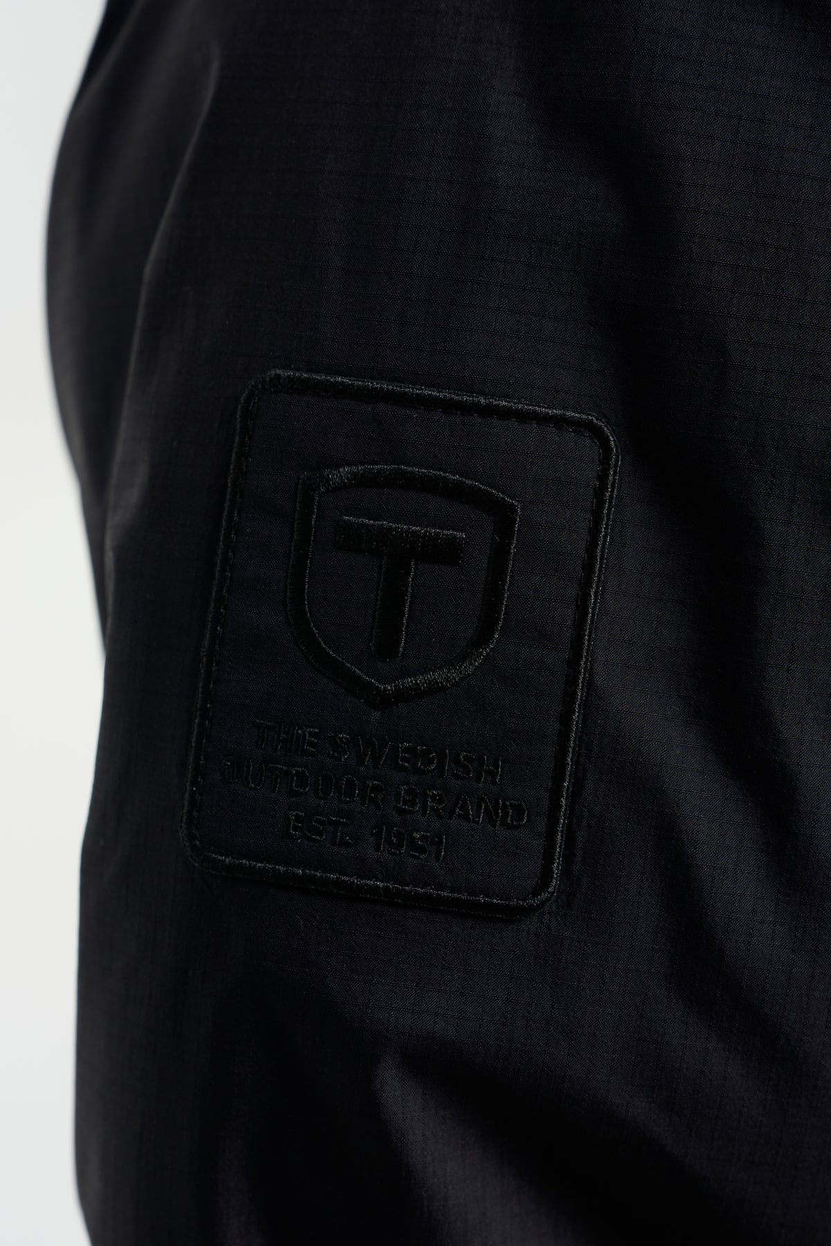 Tenson Kenun Jacket Women Schwarz, Produktansicht