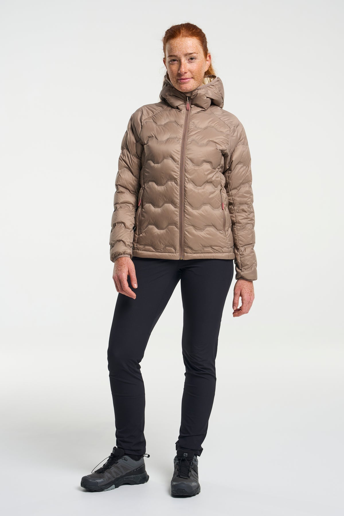 Tenson Miyabi Hood Down Jacket Women Taupe, Produktansicht