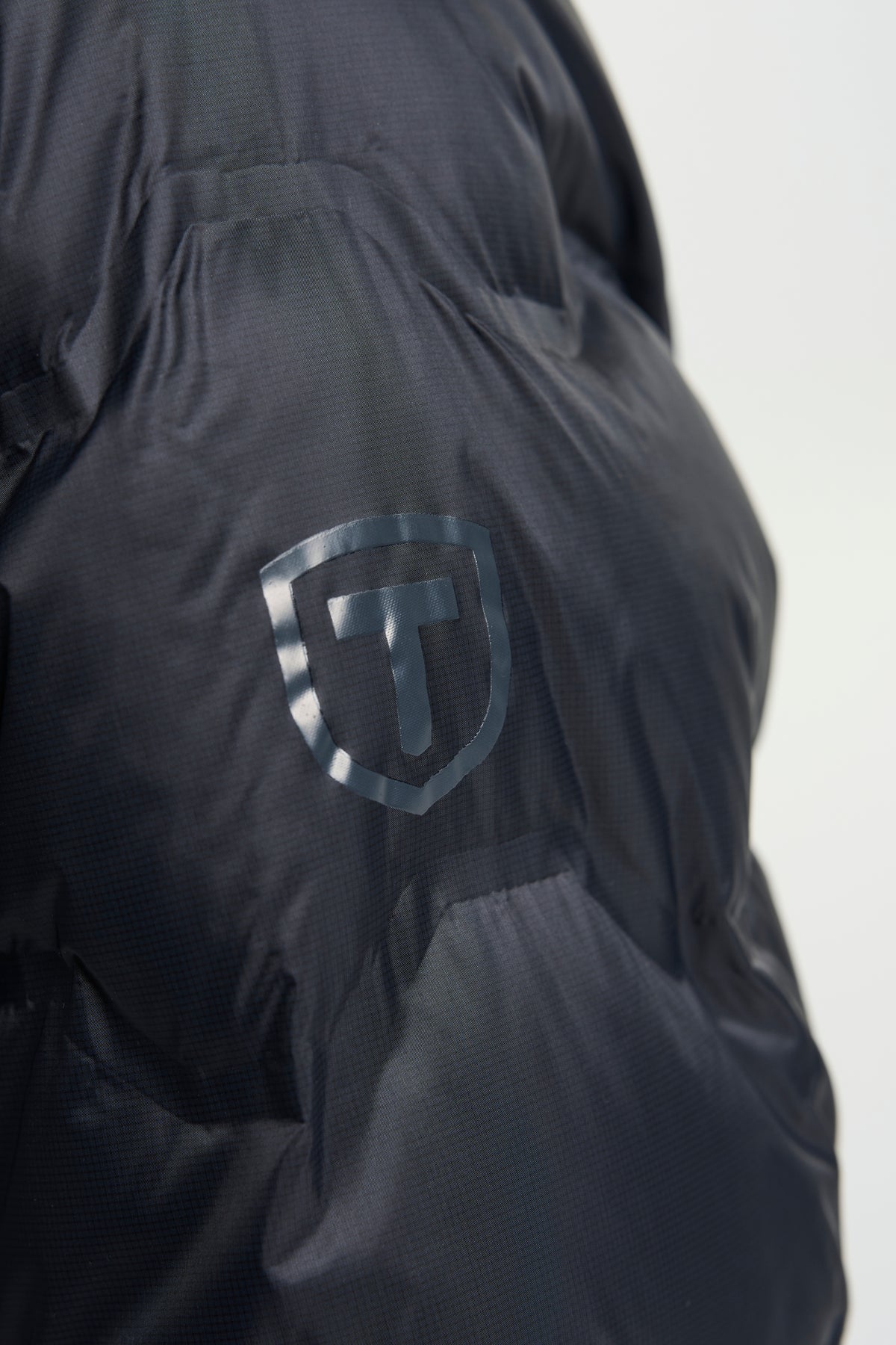 Tenson Miyabi Hood Down Jacket Women Schwarz, Produktansicht