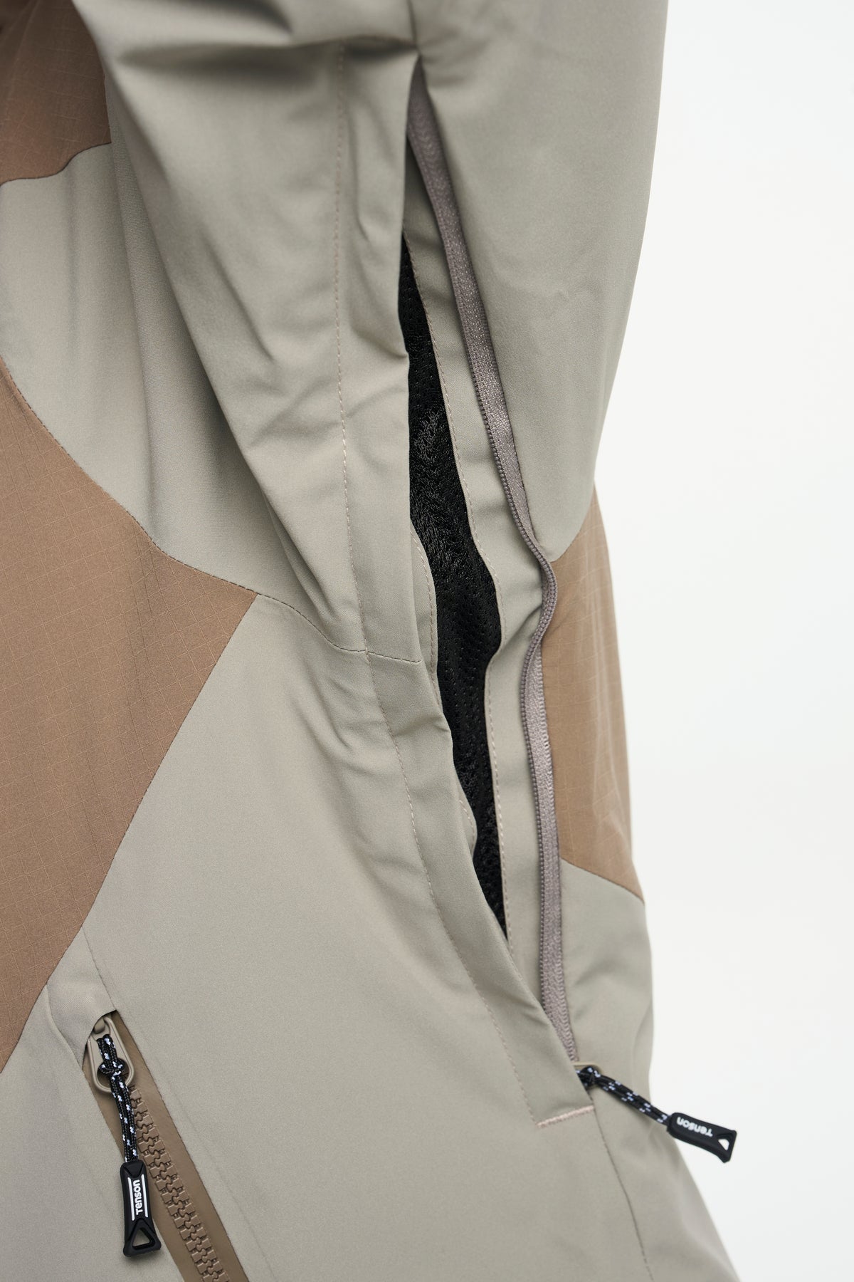 Tenson Stratos Jacket Men Taupe, Produktansicht