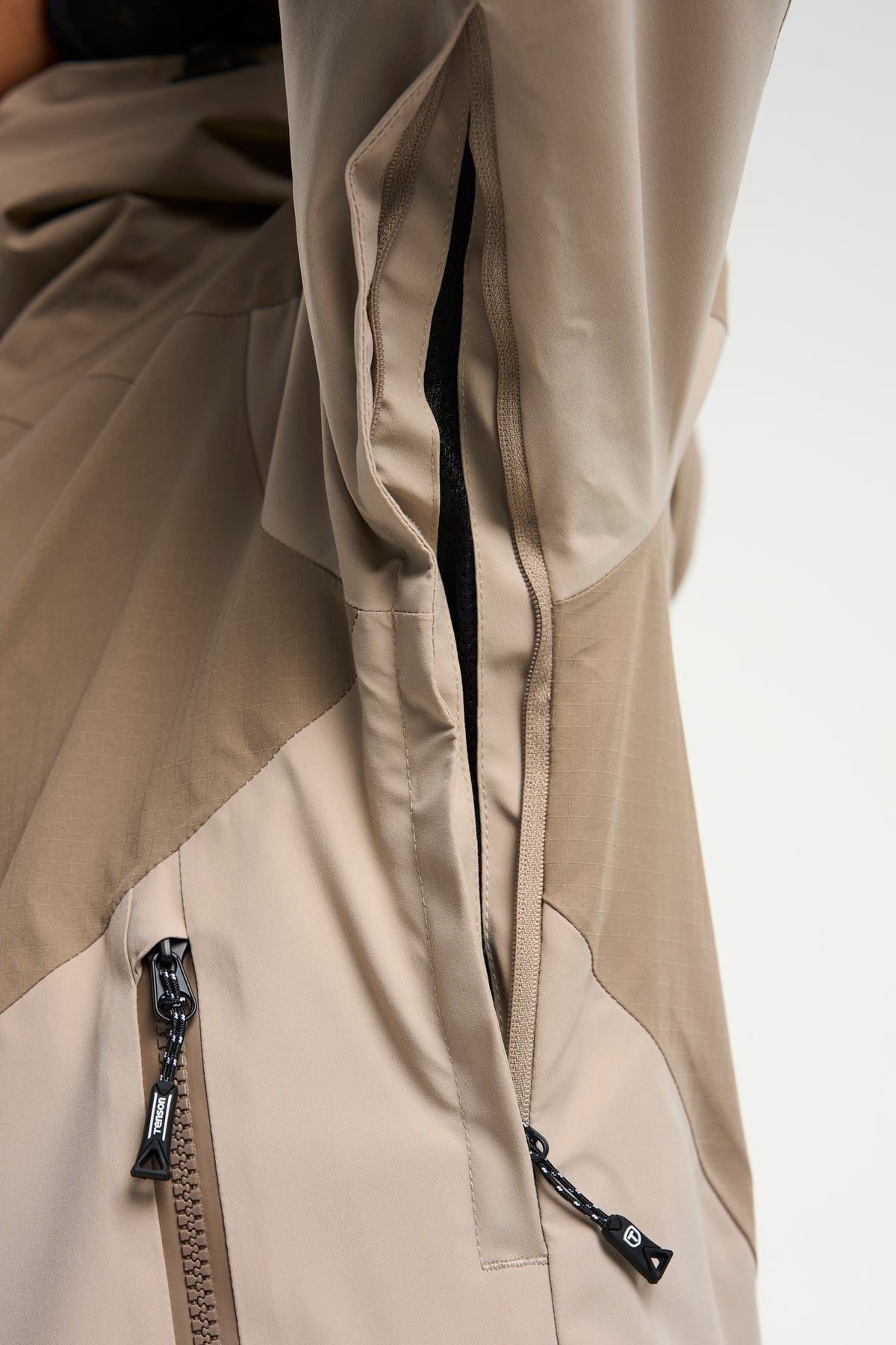 Tenson Stratos Jacket Women Sand, Produktansicht