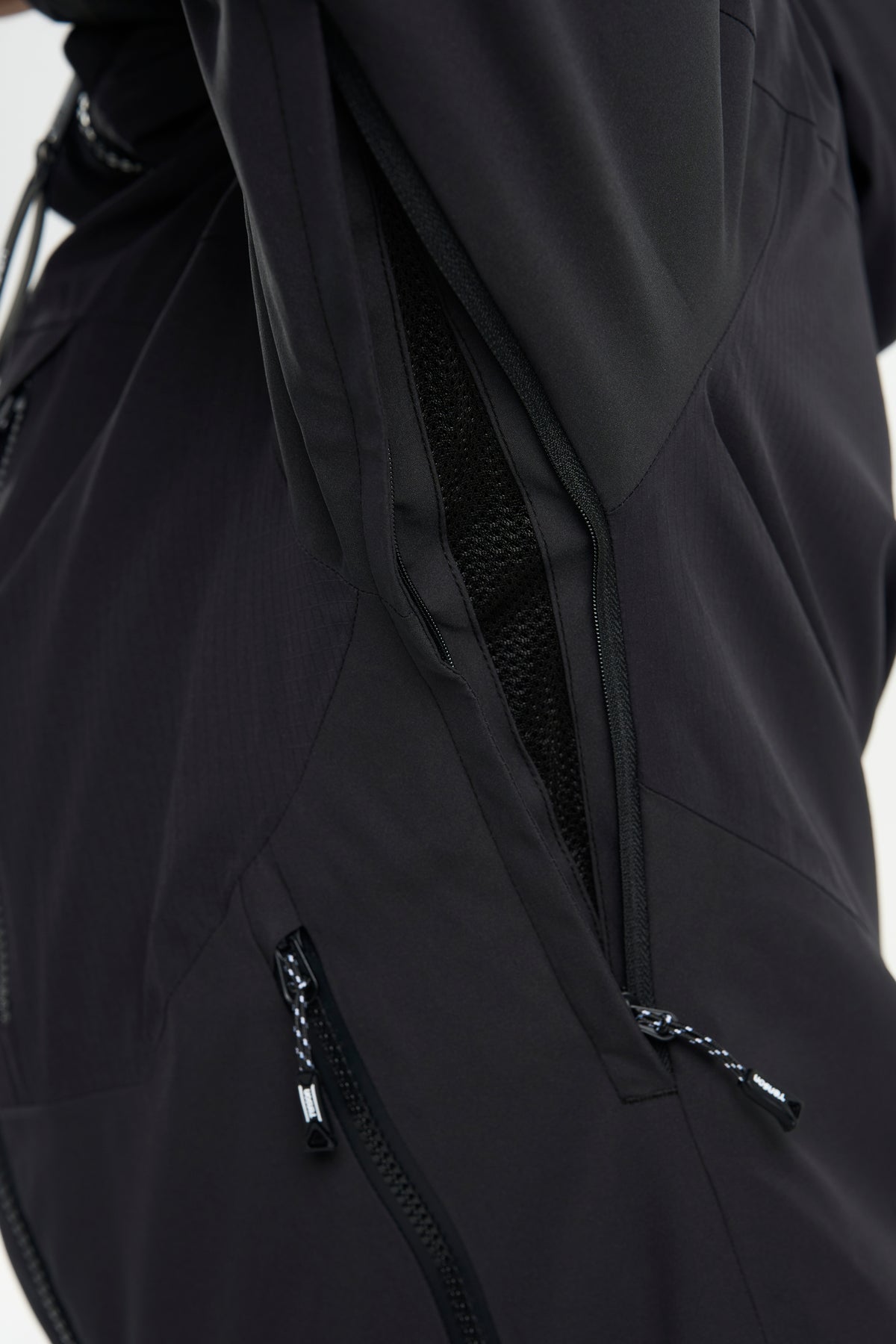 Tenson Stratos Jacket Women Schwarz, Produktansicht