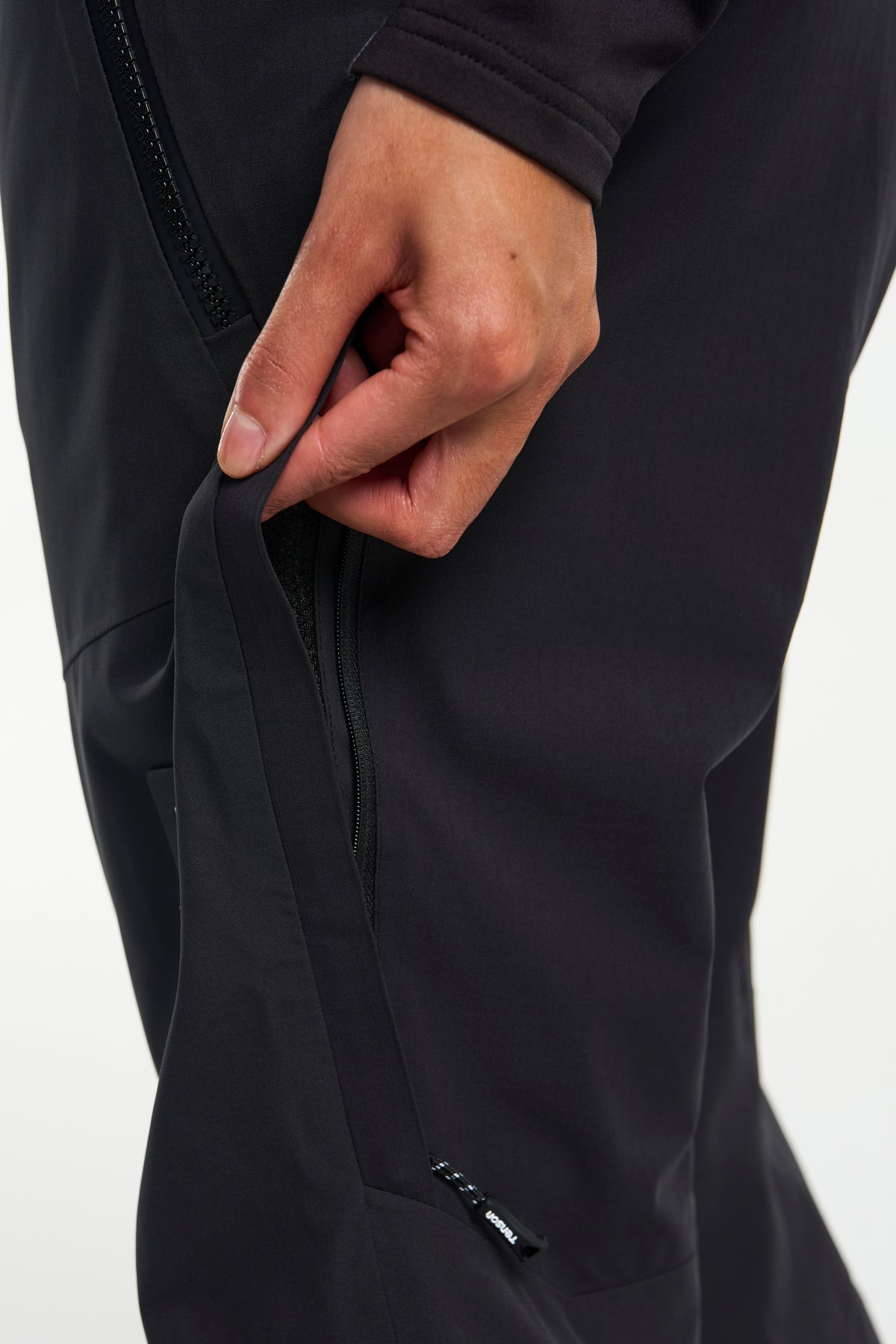 Tenson Stratos Pants Women Schwarz, Produktansicht