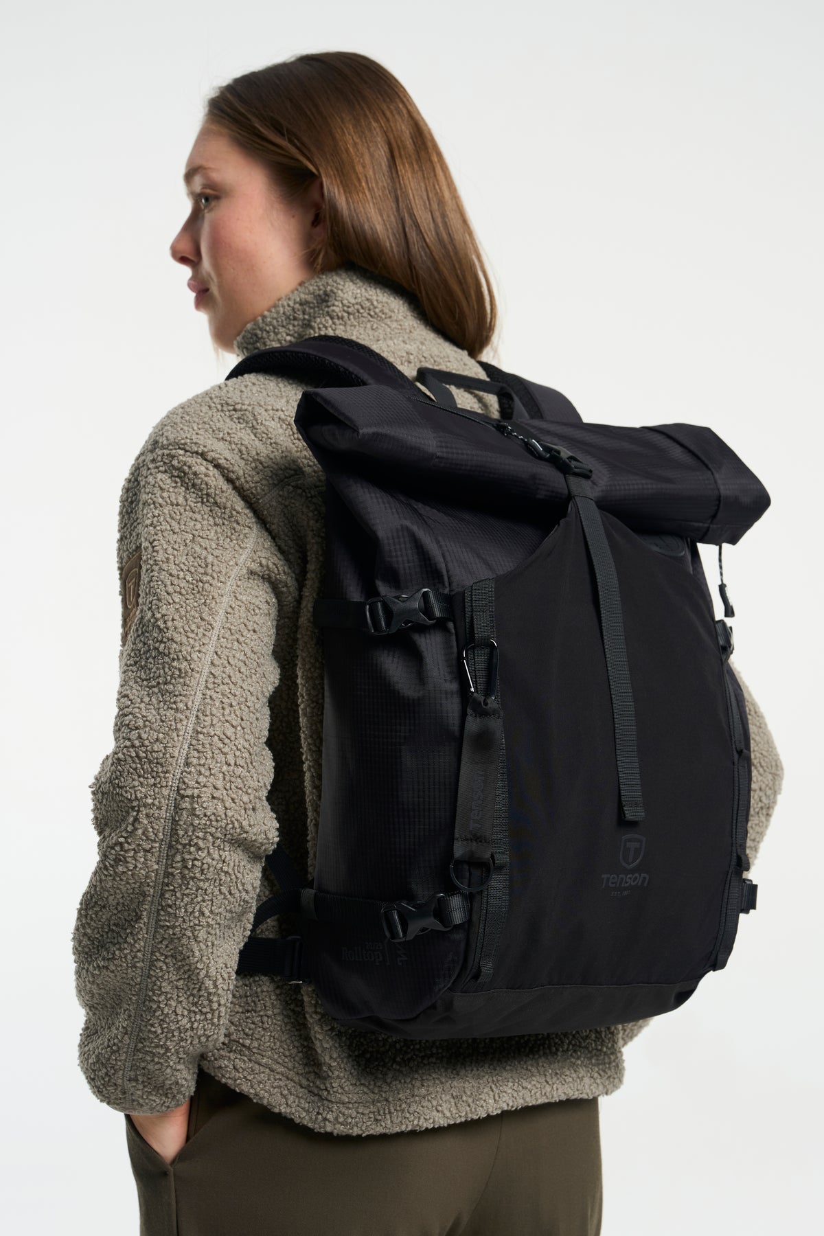Tenson Camper Roll-Top Backpack 20/29 L Schwarz, Produktansicht