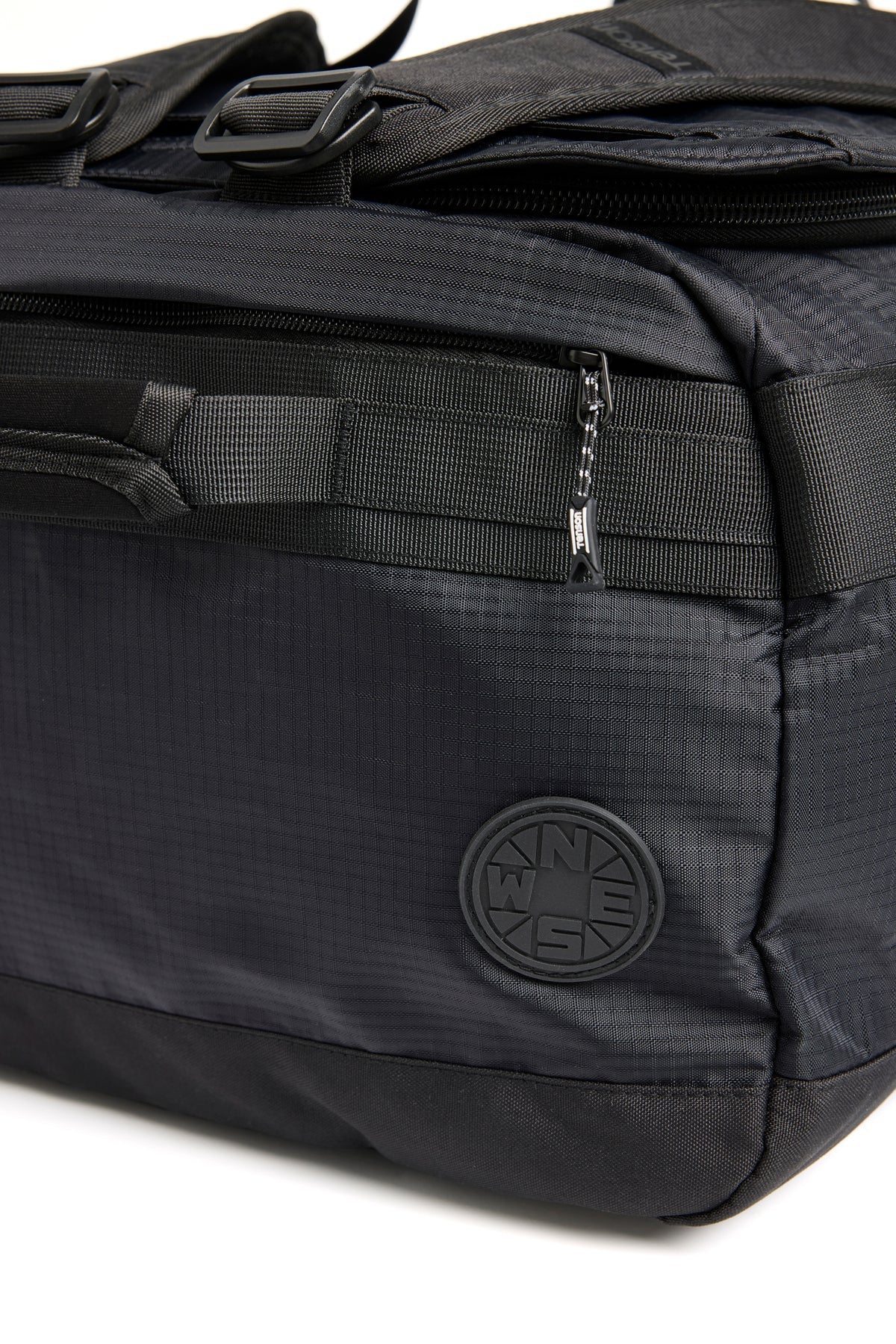 Tenson Camper Weekend Duffel 55L Schwarz, Produktansicht