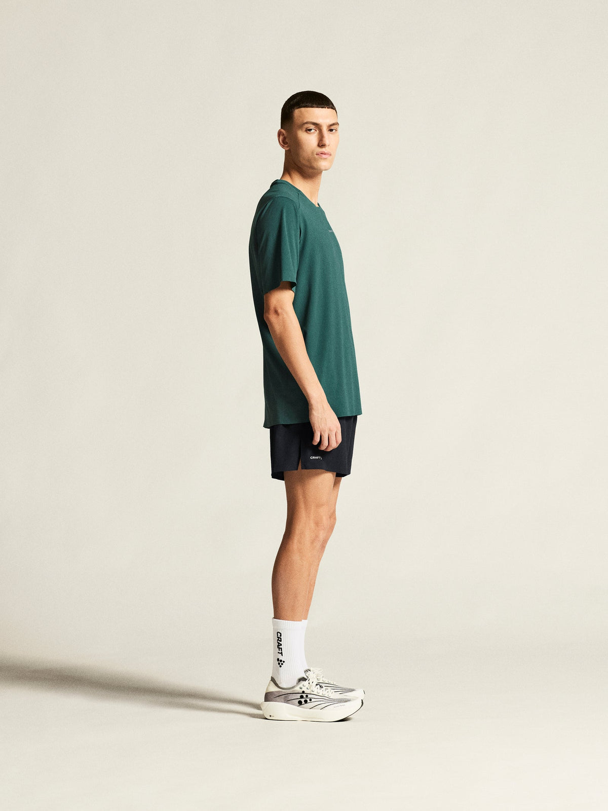 Craft Hypervent Tee Herren in Grün, Detailansicht