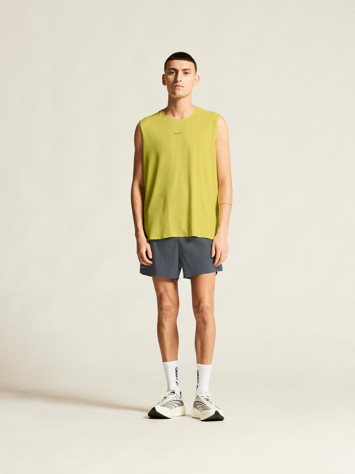 Craft Hypervent Sleeveless Herren in Gelb, Detailansicht