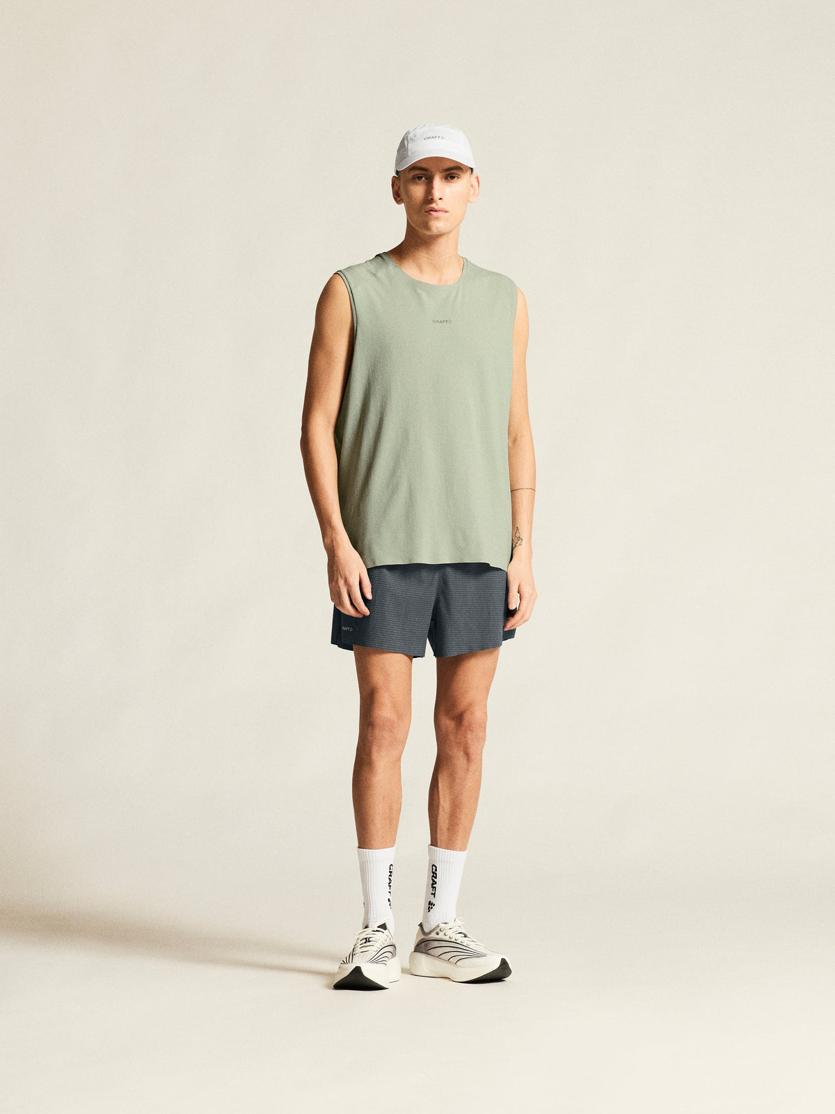 Craft Hypervent Sleeveless Herren in Grau, Detailansicht