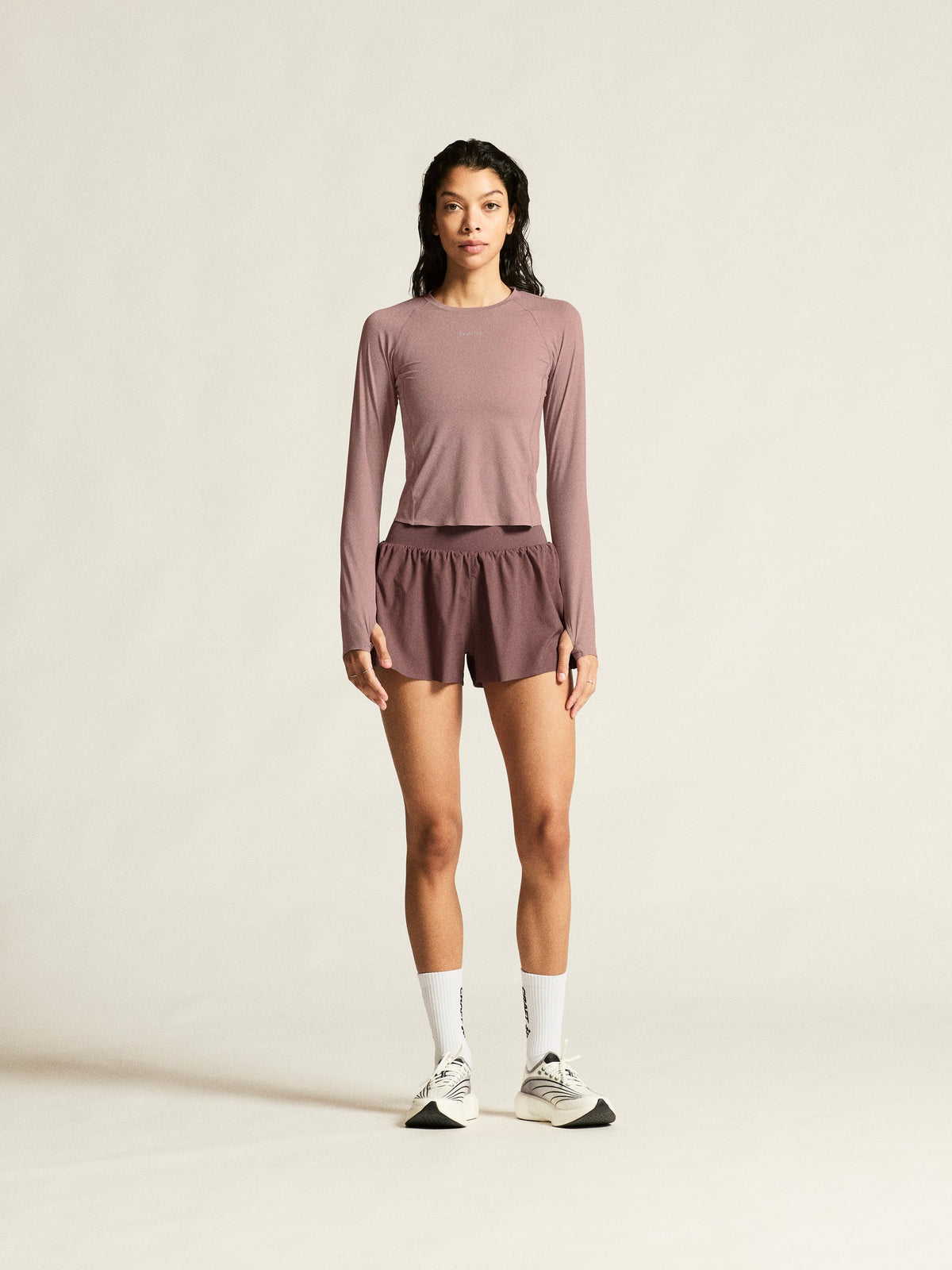 Craft Hypervent Wide Shorts Damen in Mauve, Detailansicht
