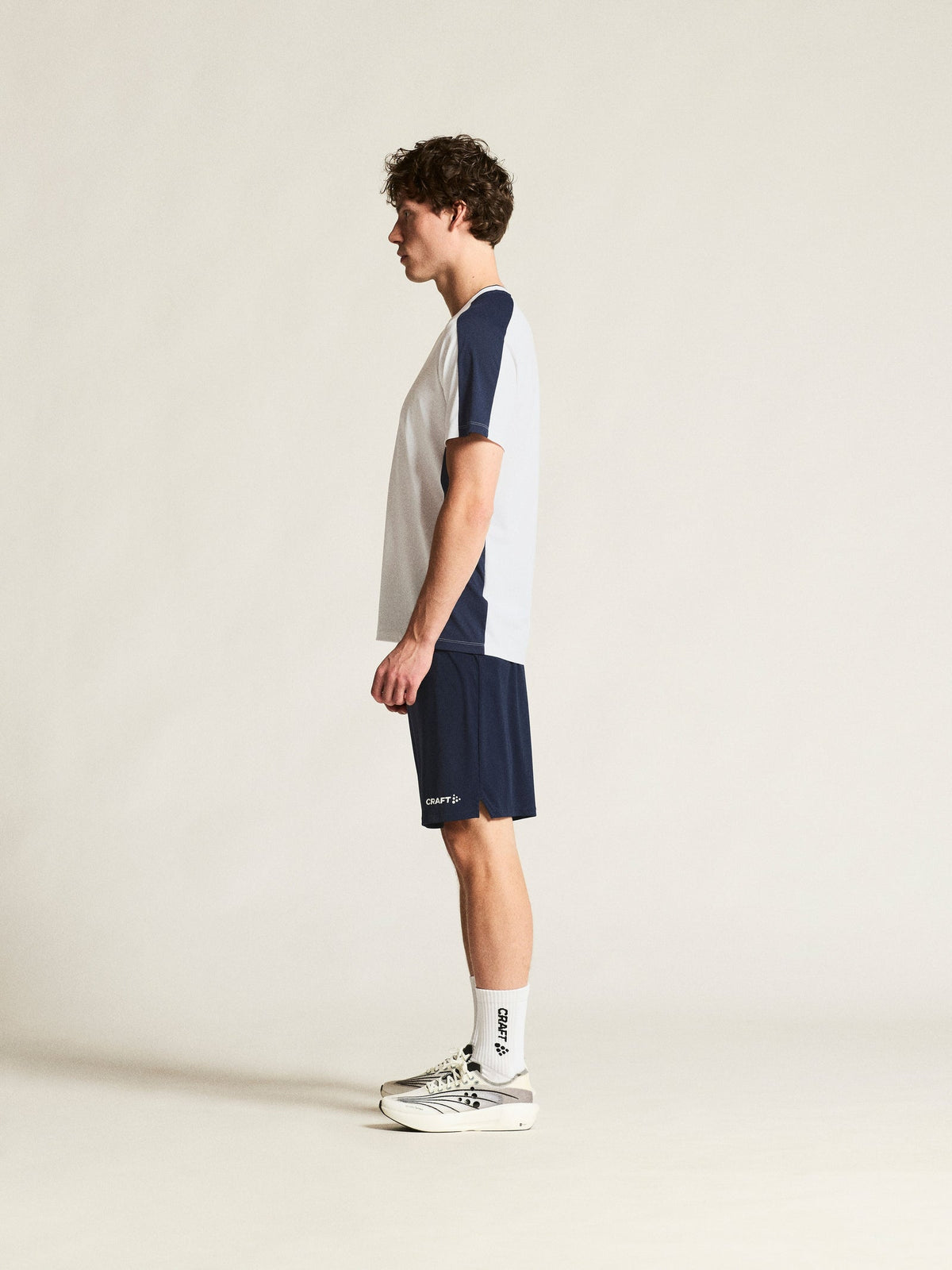 Craft Evolve 2.0 Contrast Jersey Herren in Weiss/Navy, Detailansicht