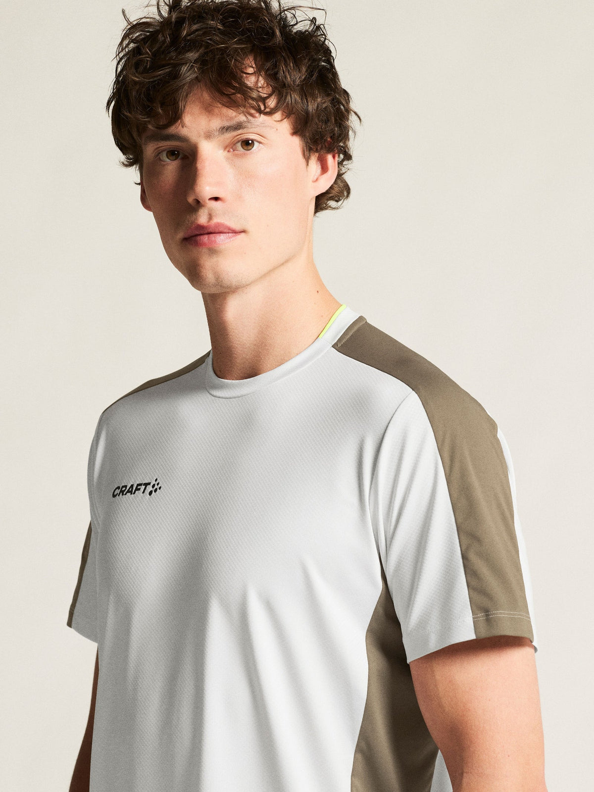 Craft Evolve 2.0 Contrast Jersey Herren in Weiss/Beige, Detailansicht