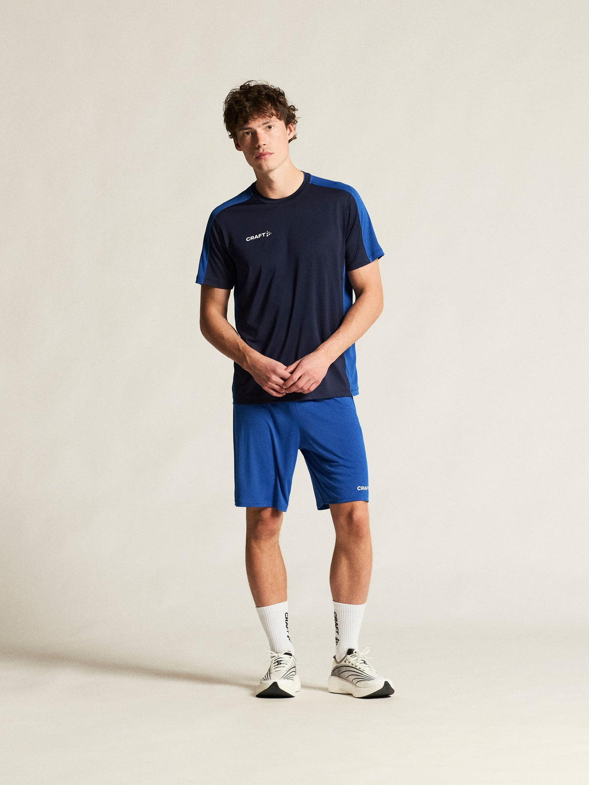 Craft Evolve 2.0 Contrast Jersey Herren in Navy/Kobaltblau, Detailansicht