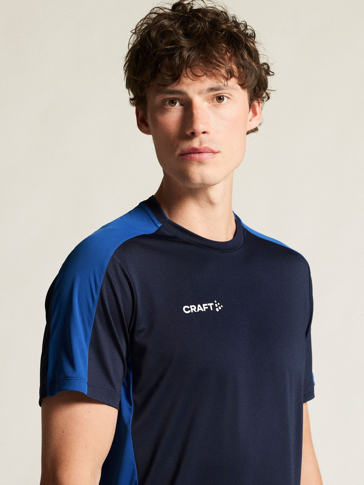 Craft Evolve 2.0 Contrast Jersey Herren in Navy/Kobaltblau, Detailansicht