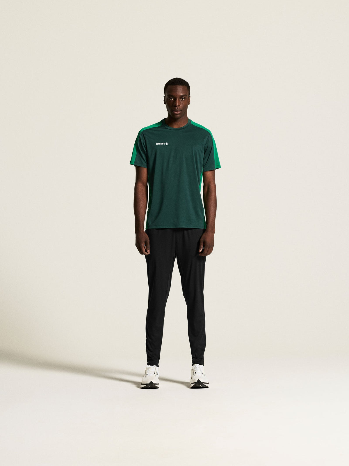 Craft Evolve 2.0 Contrast Jersey Herren in Dunkelgrün/Grün, Detailansicht