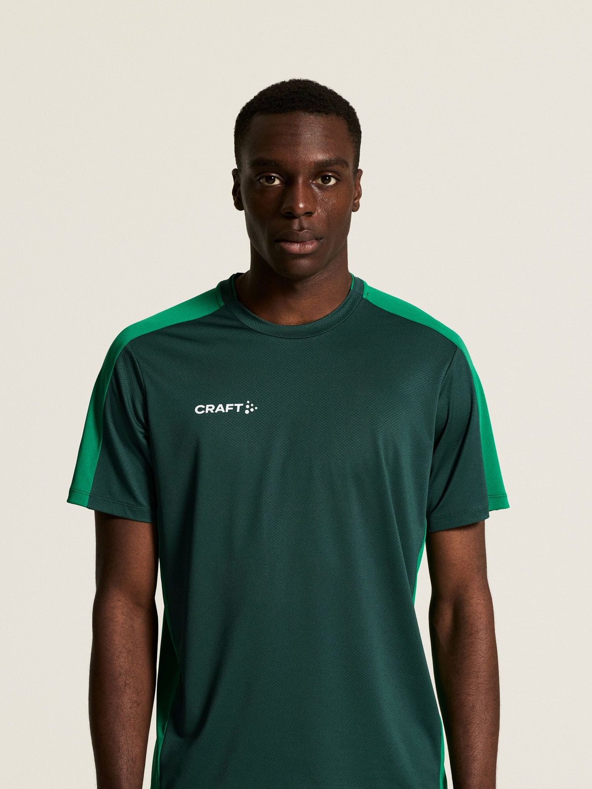 Craft Evolve 2.0 Contrast Jersey Herren in Dunkelgrün/Grün, Detailansicht