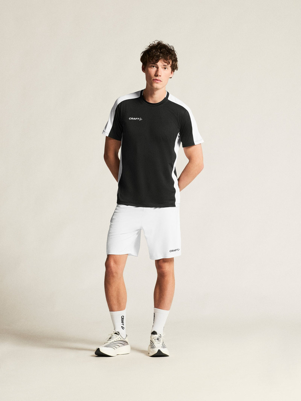 Craft Evolve 2.0 Contrast Jersey Herren in Schwarz/Weiss, Detailansicht