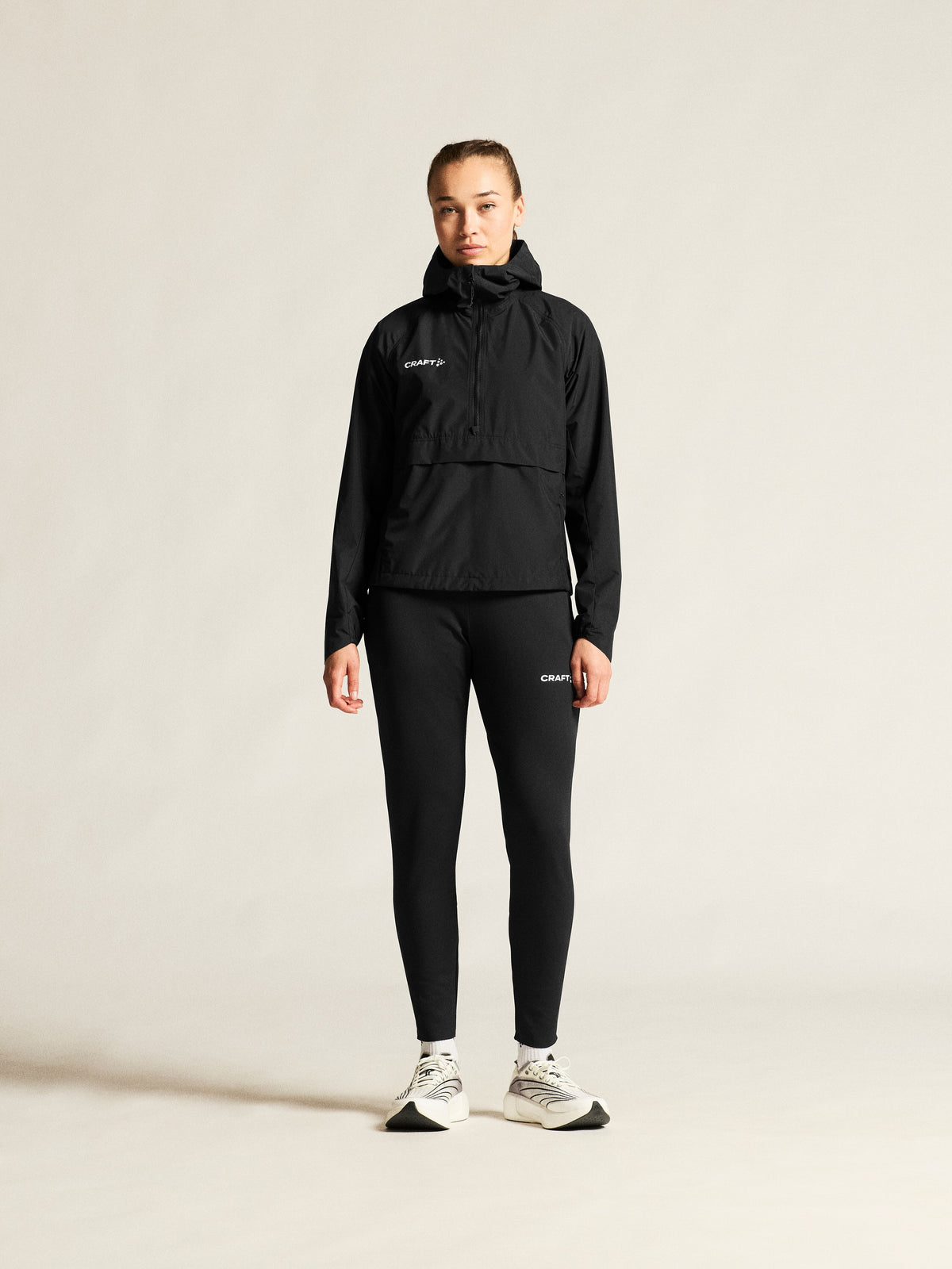 Craft Extend 2.0 Anorak Damen in Schwarz, Detailansicht