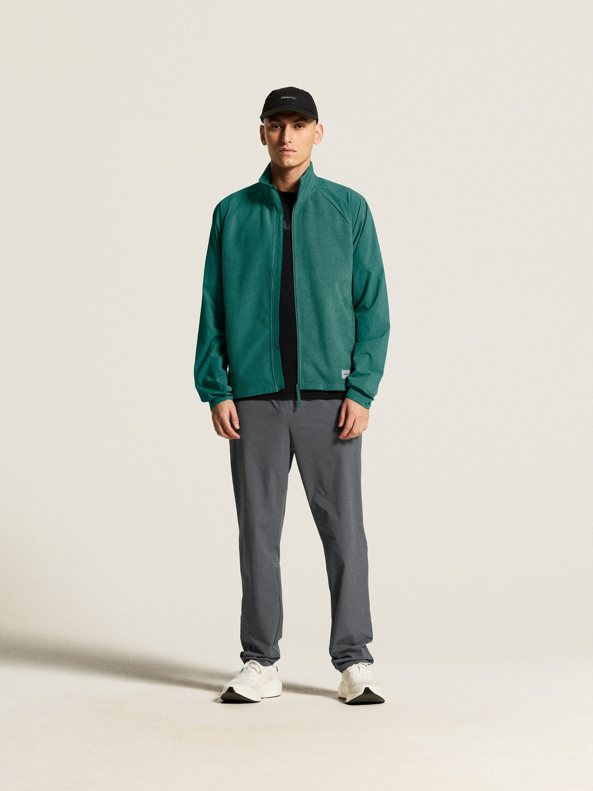 Craft Essence Training Pants 3 Herren in Grau, Detailansicht