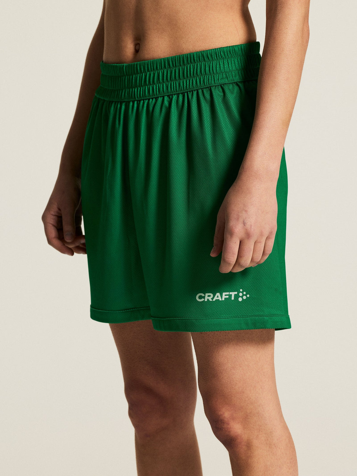 Craft Basket 2.0 Reversible Shorts Damen in Grün/Weiss, Detailansicht
